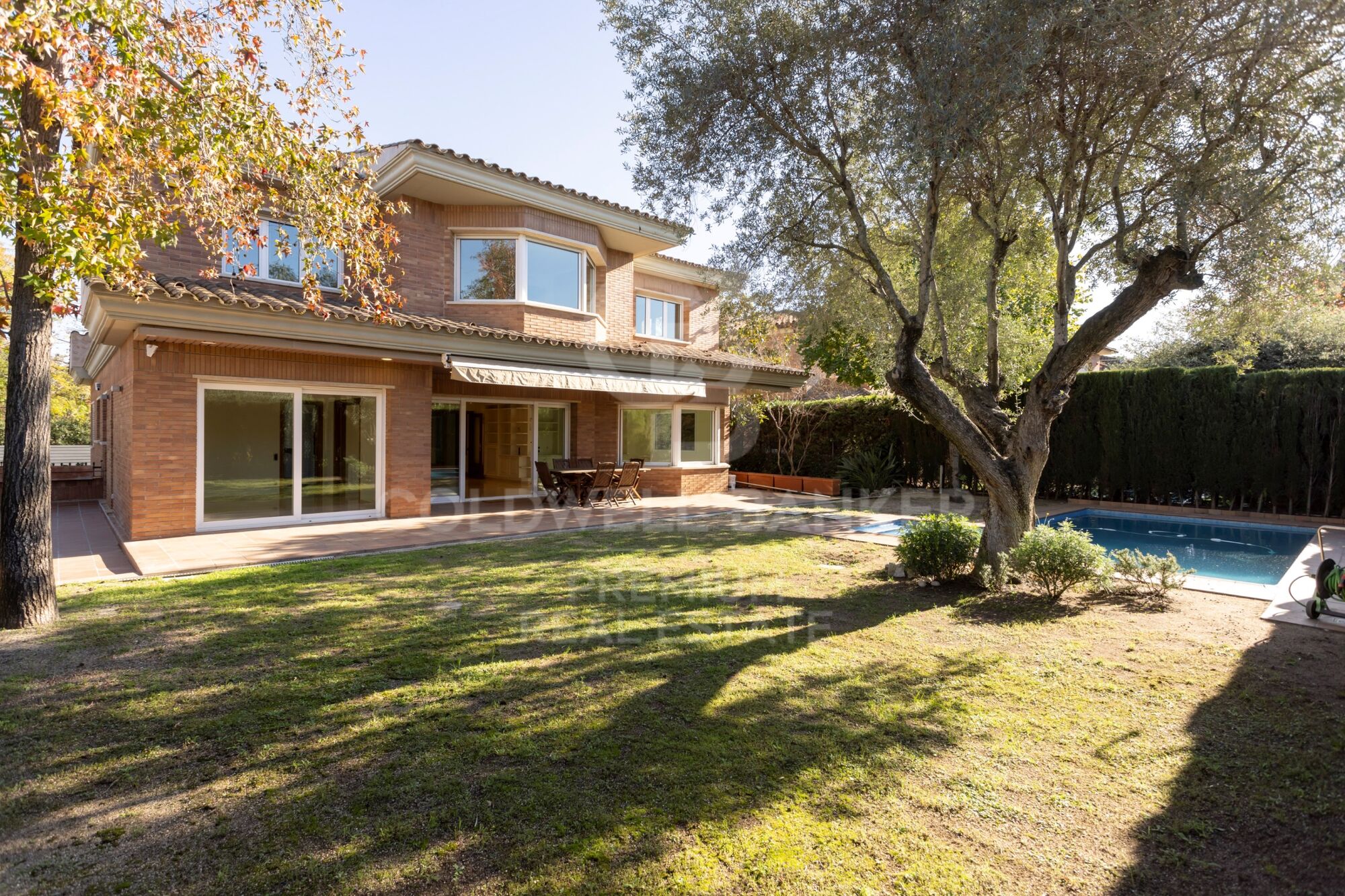 Spaciousness, elegance and functionality.