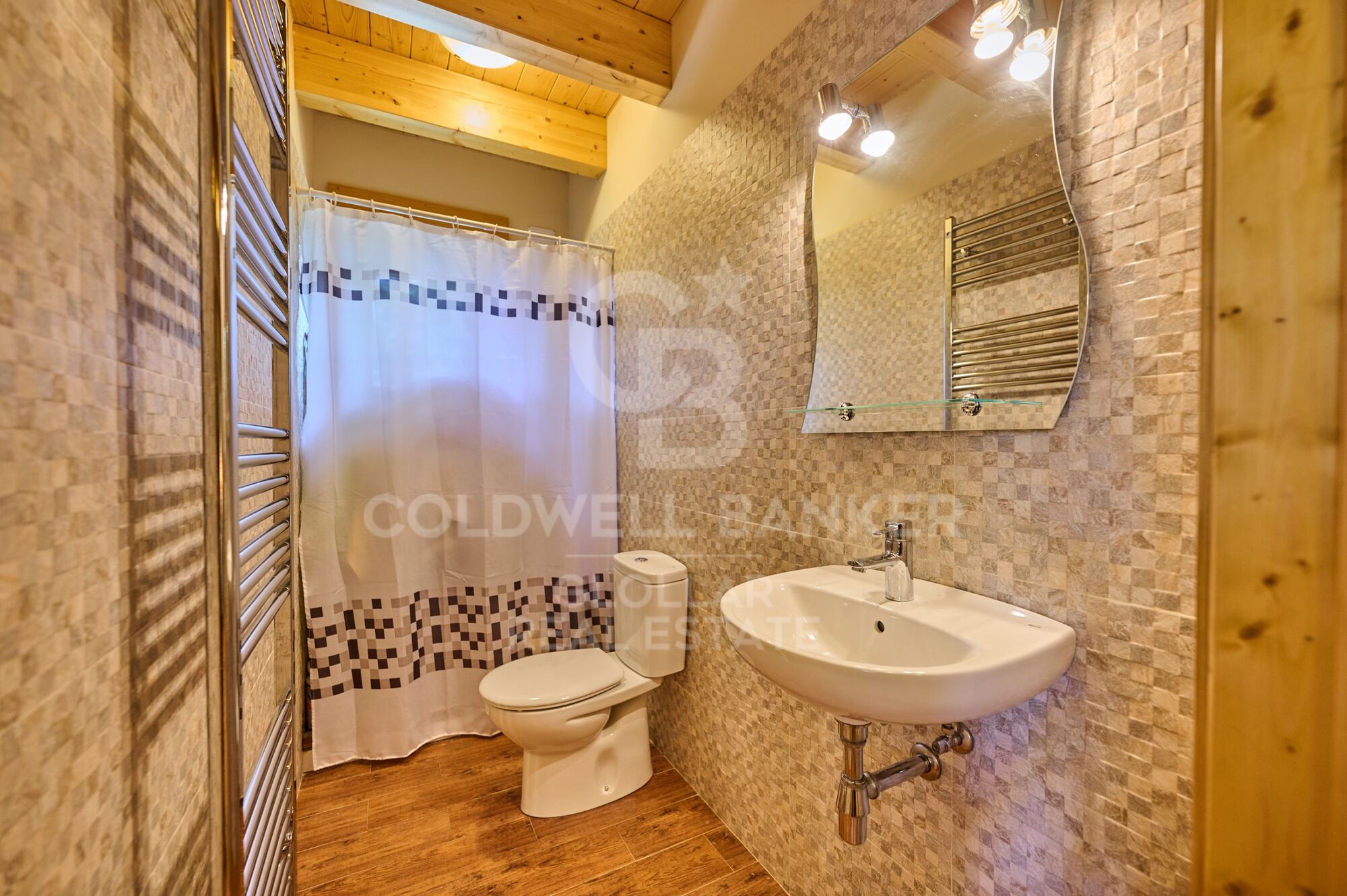 House 6 Bedrooms +1 Sale Alp