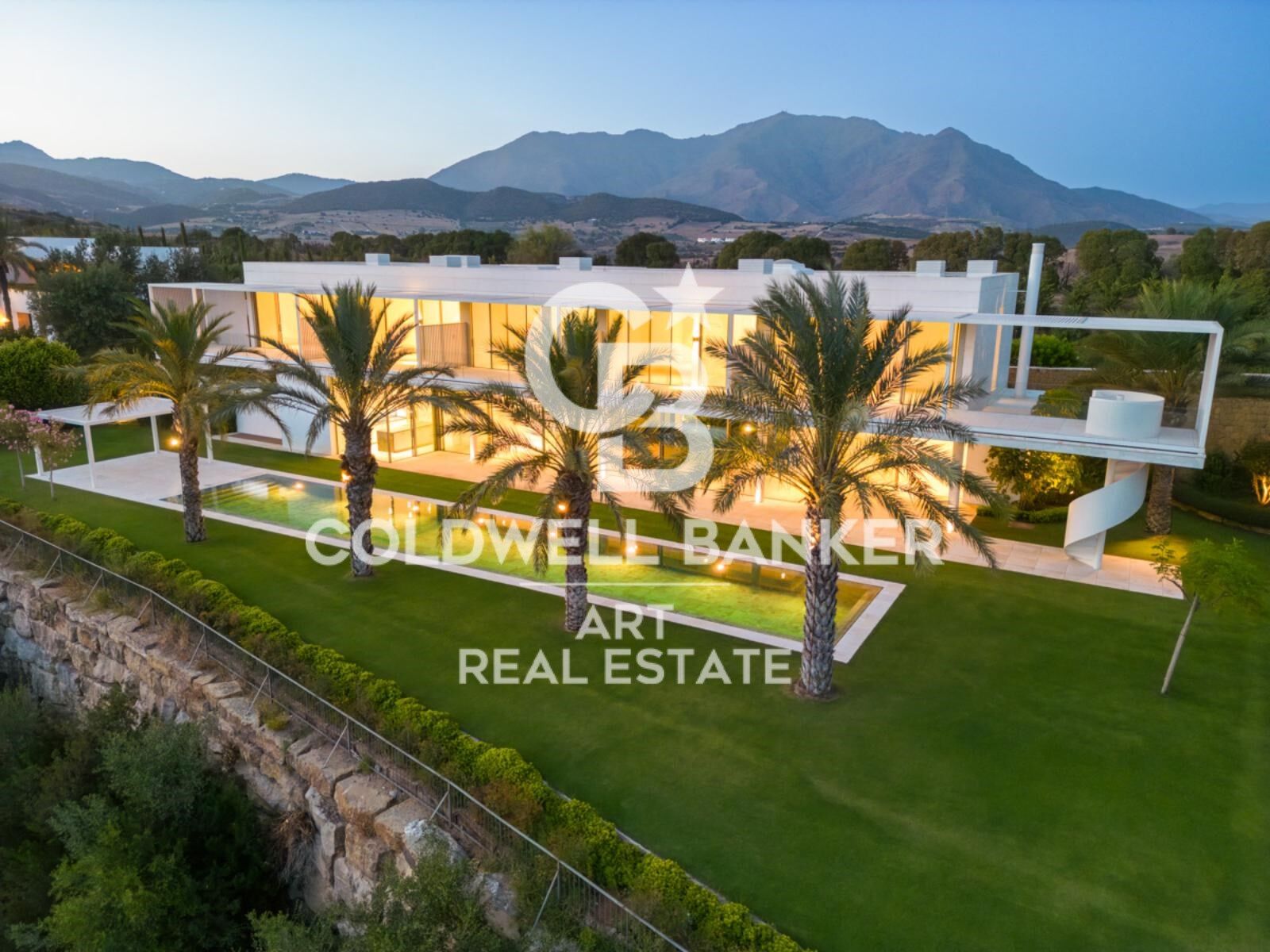 Luxury golf-resort villa en Casares