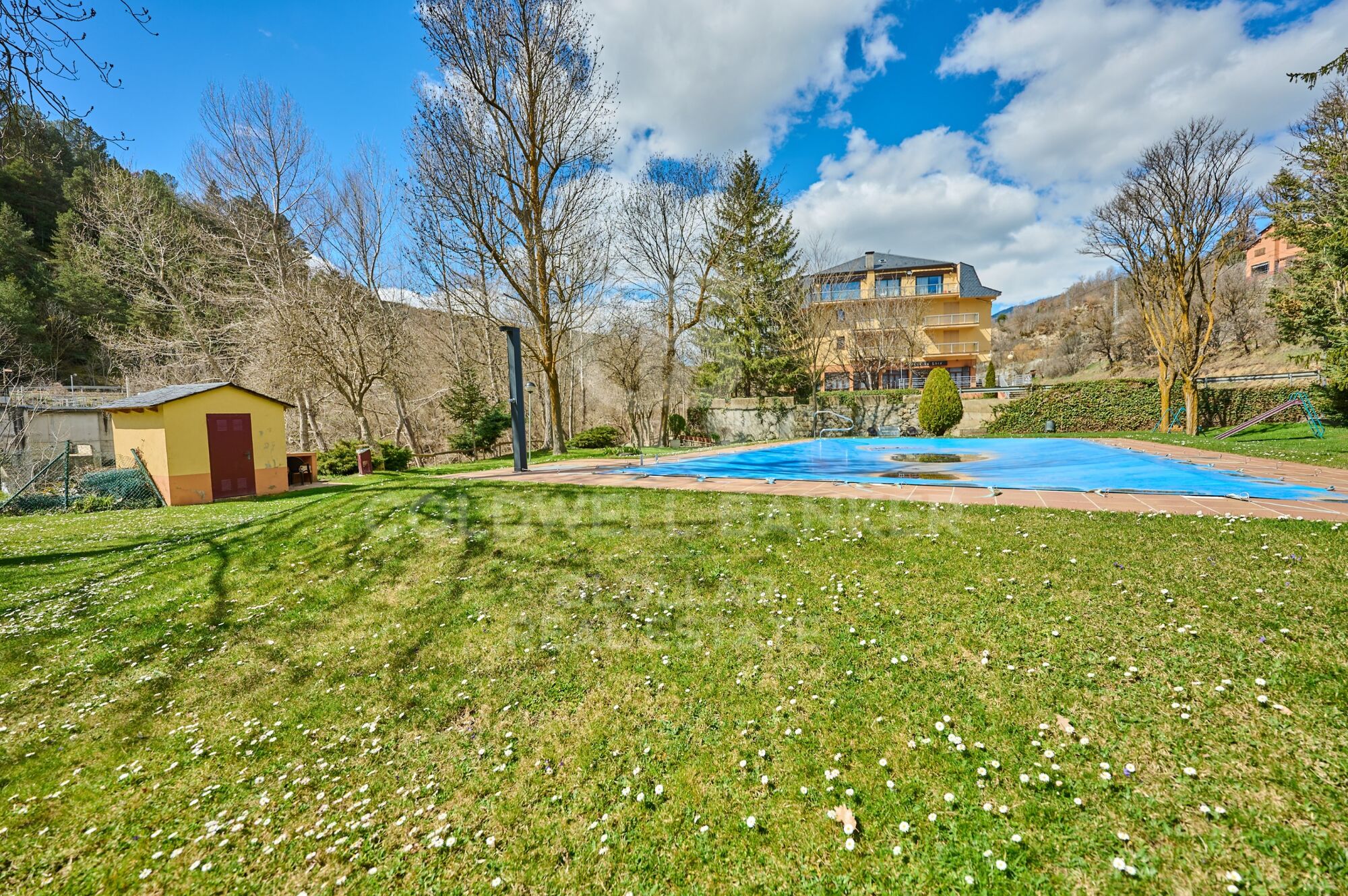 Encantador apartamento en Martinet con vistas