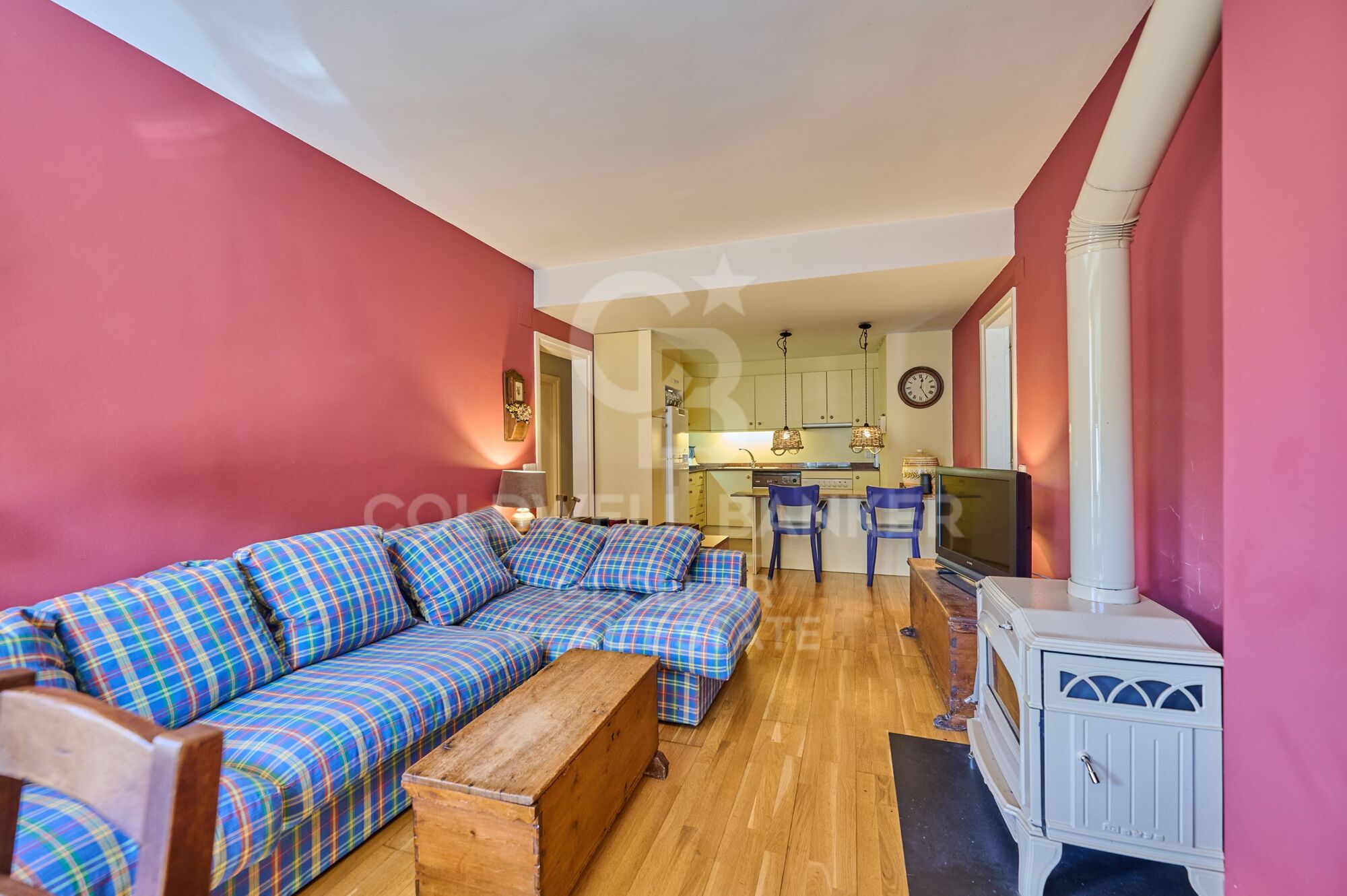 Encantador apartamento en Martinet con vistas