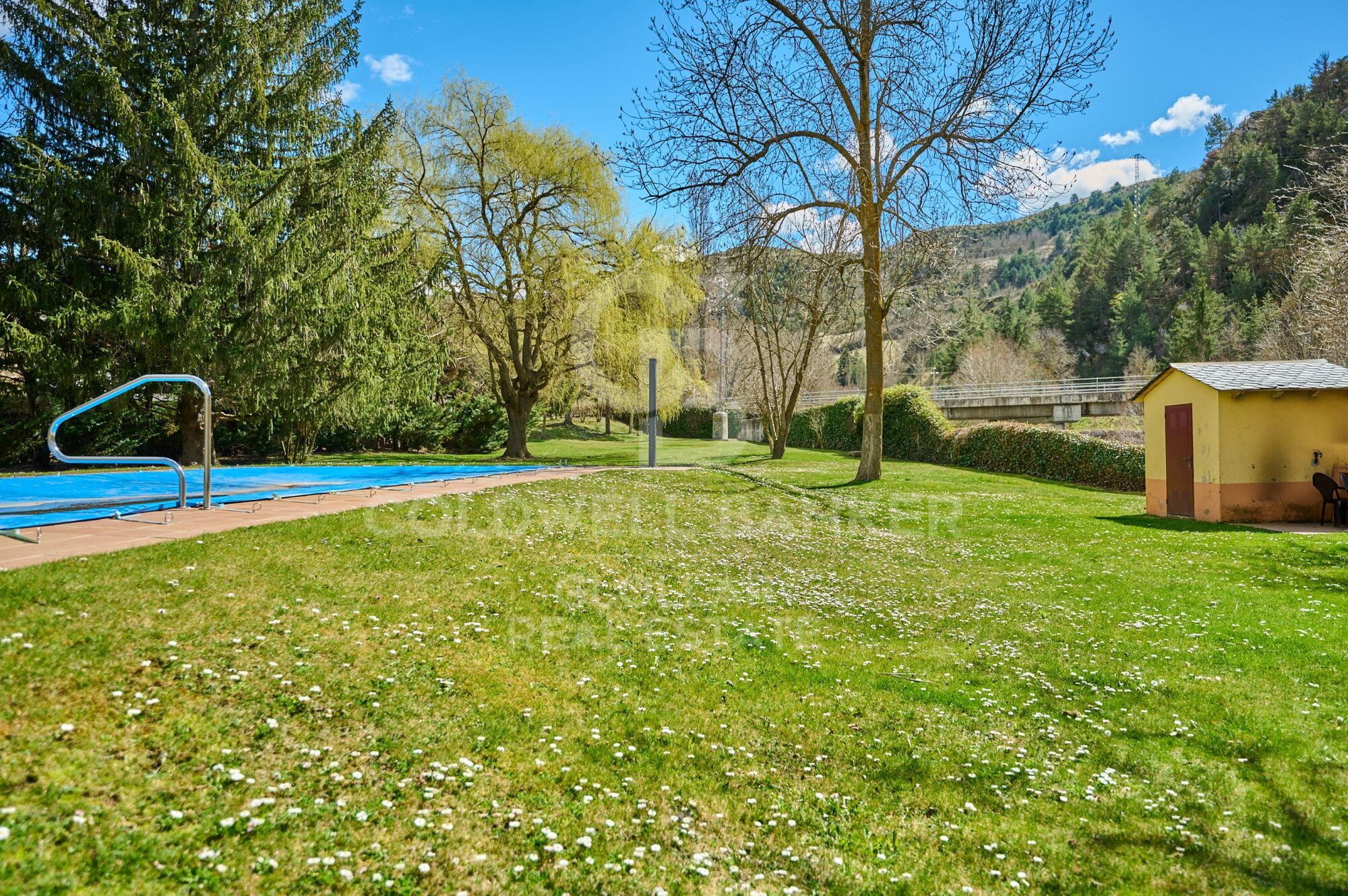 Encantador apartamento en Martinet con vistas