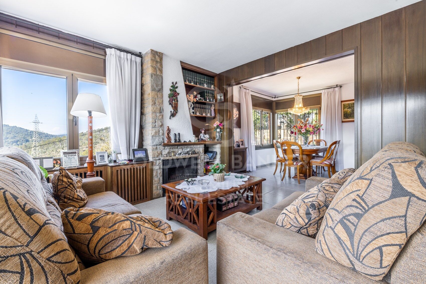 CHARMING HOUSE WITH A SEPARATE APARTMENT IN LA FLORESTA: