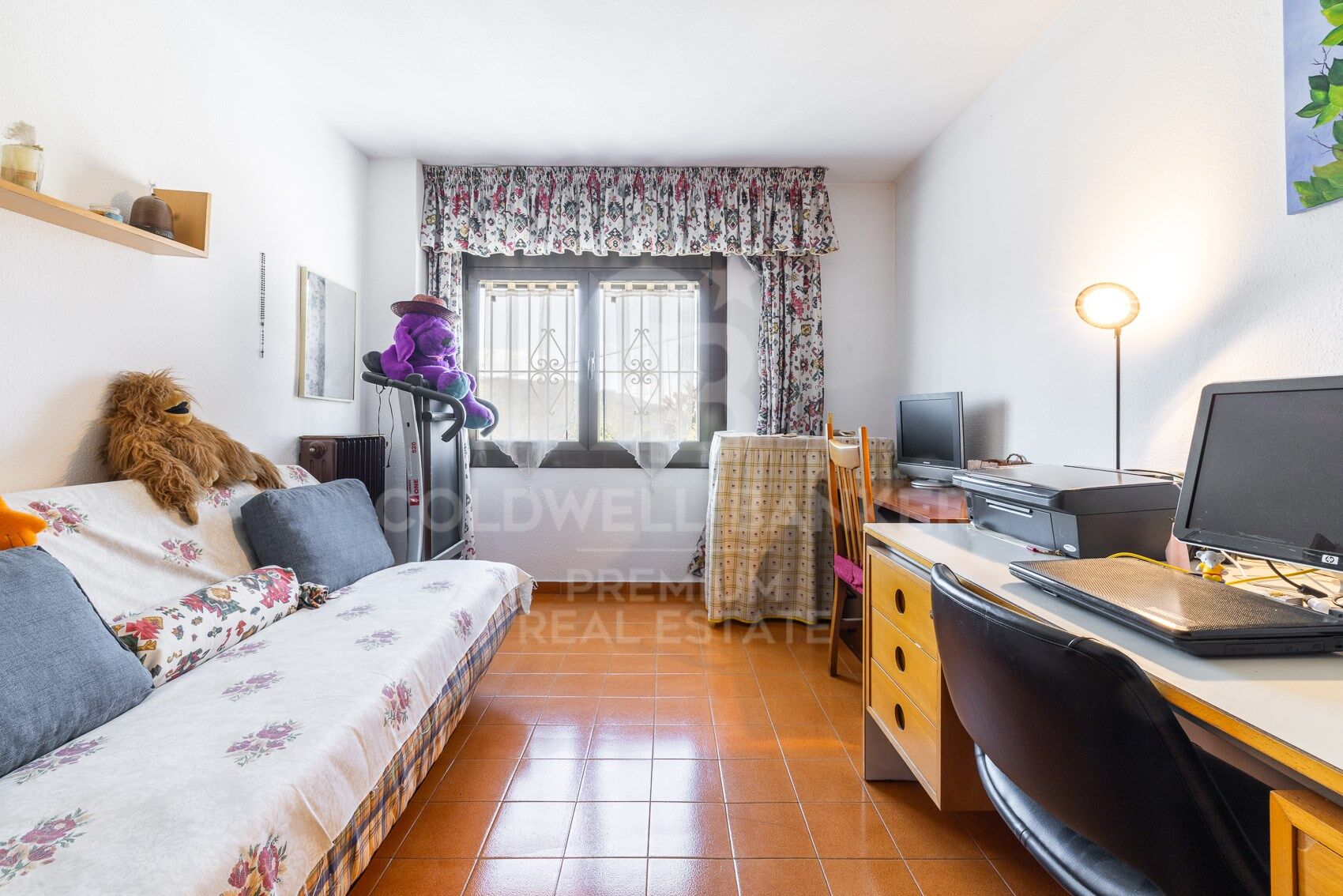 CHARMING HOUSE WITH A SEPARATE APARTMENT IN LA FLORESTA: