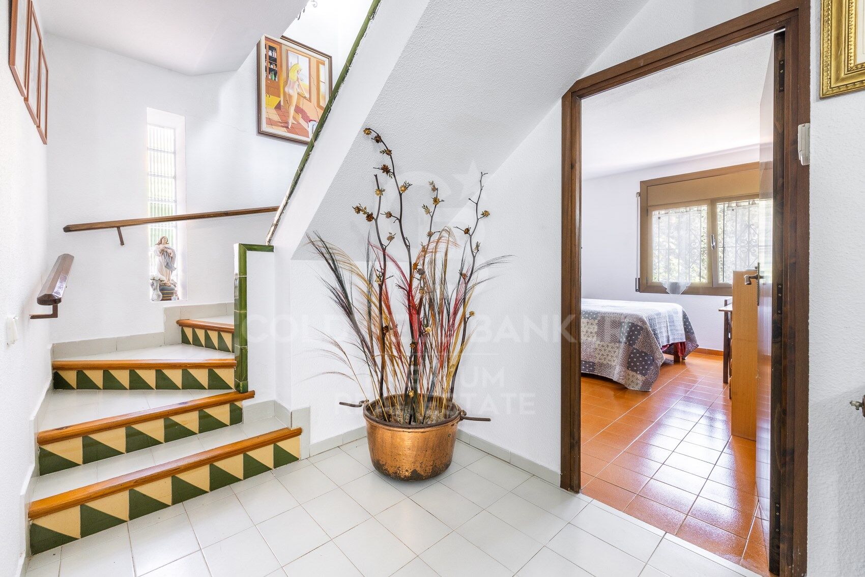 CHARMING HOUSE WITH A SEPARATE APARTMENT IN LA FLORESTA: