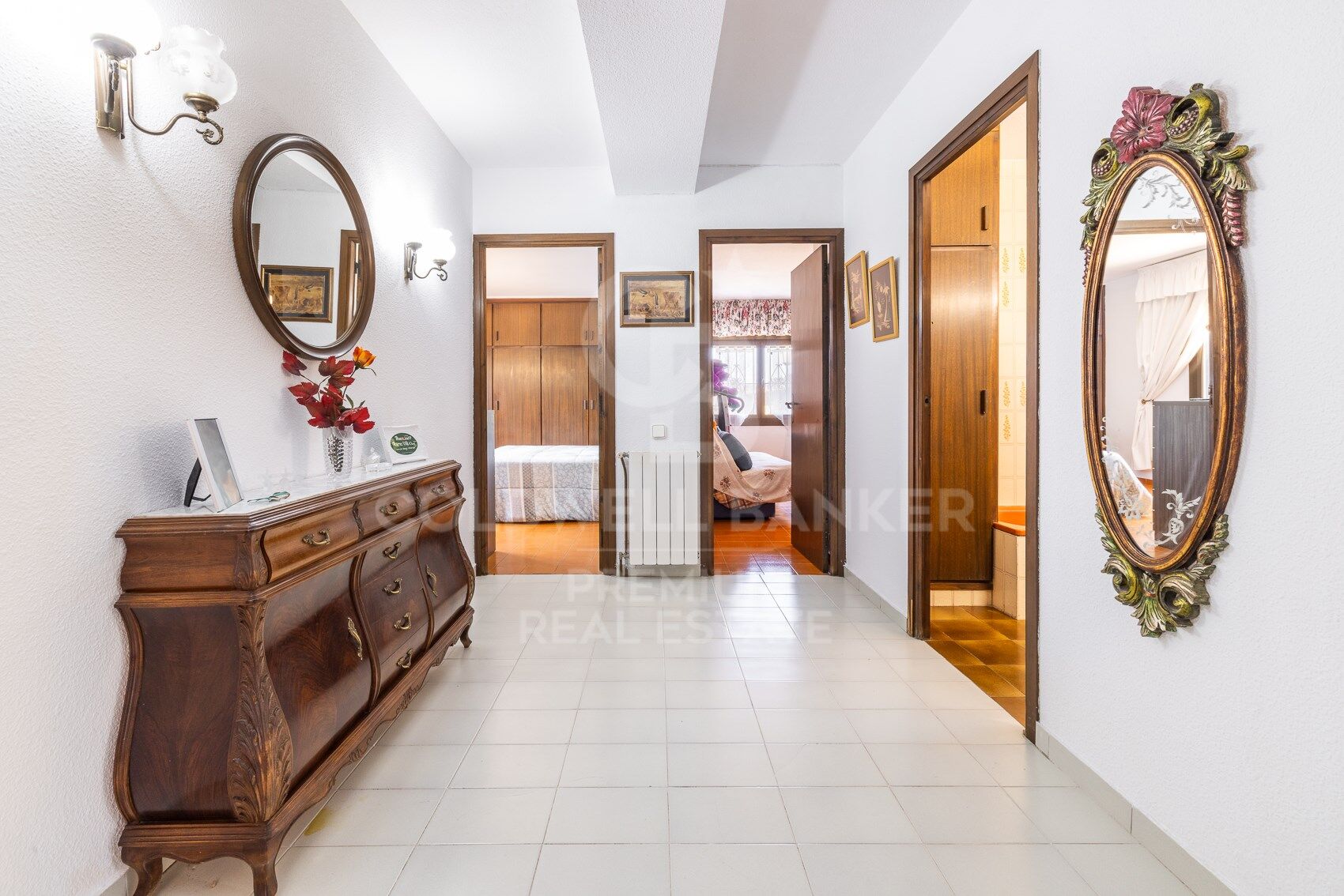 CHARMING HOUSE WITH A SEPARATE APARTMENT IN LA FLORESTA: