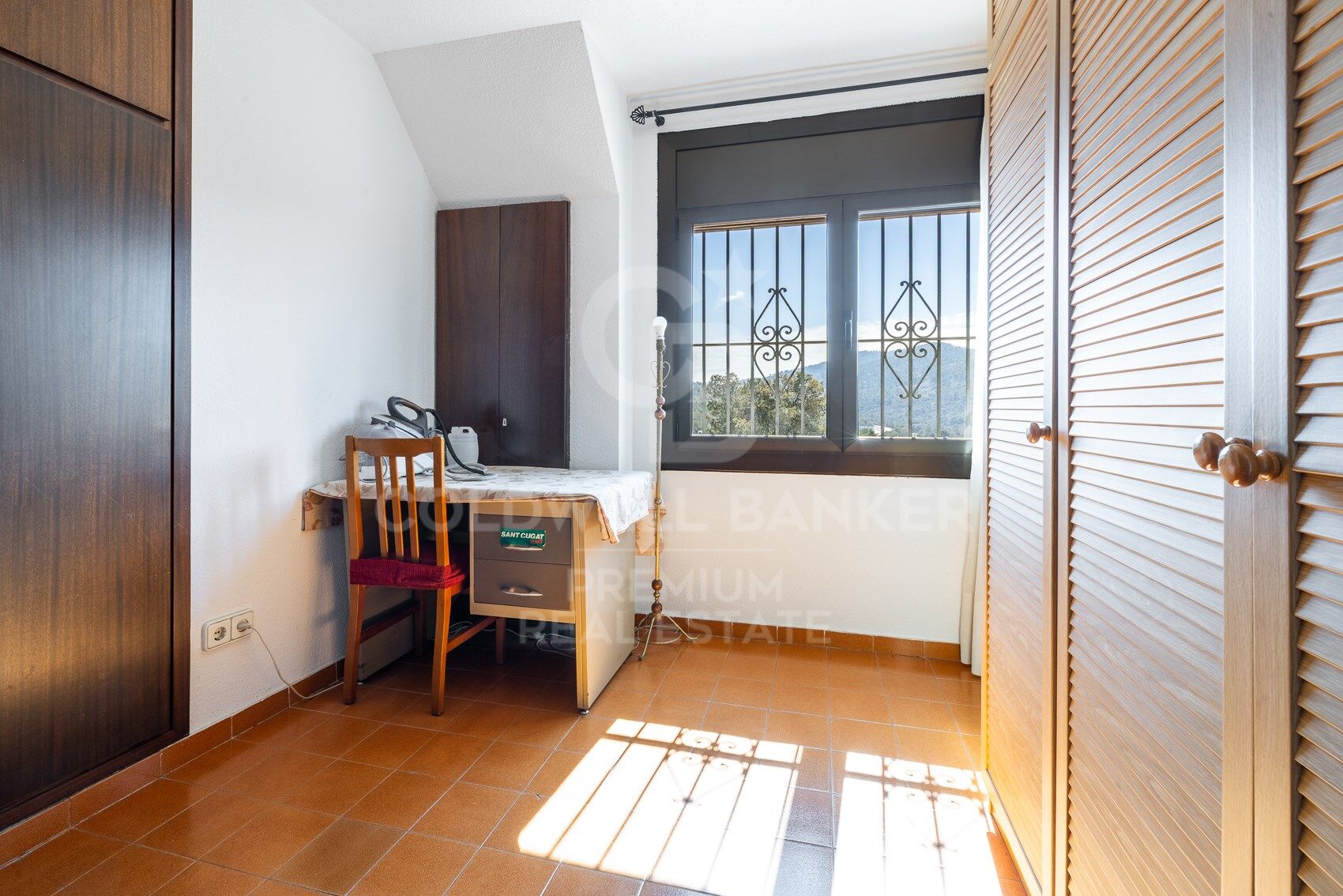 CHARMING HOUSE WITH A SEPARATE APARTMENT IN LA FLORESTA:
