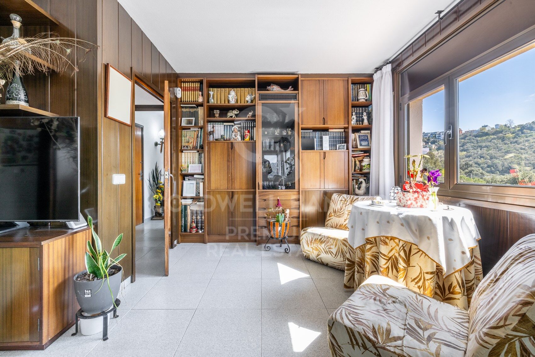 CHARMING HOUSE WITH A SEPARATE APARTMENT IN LA FLORESTA: