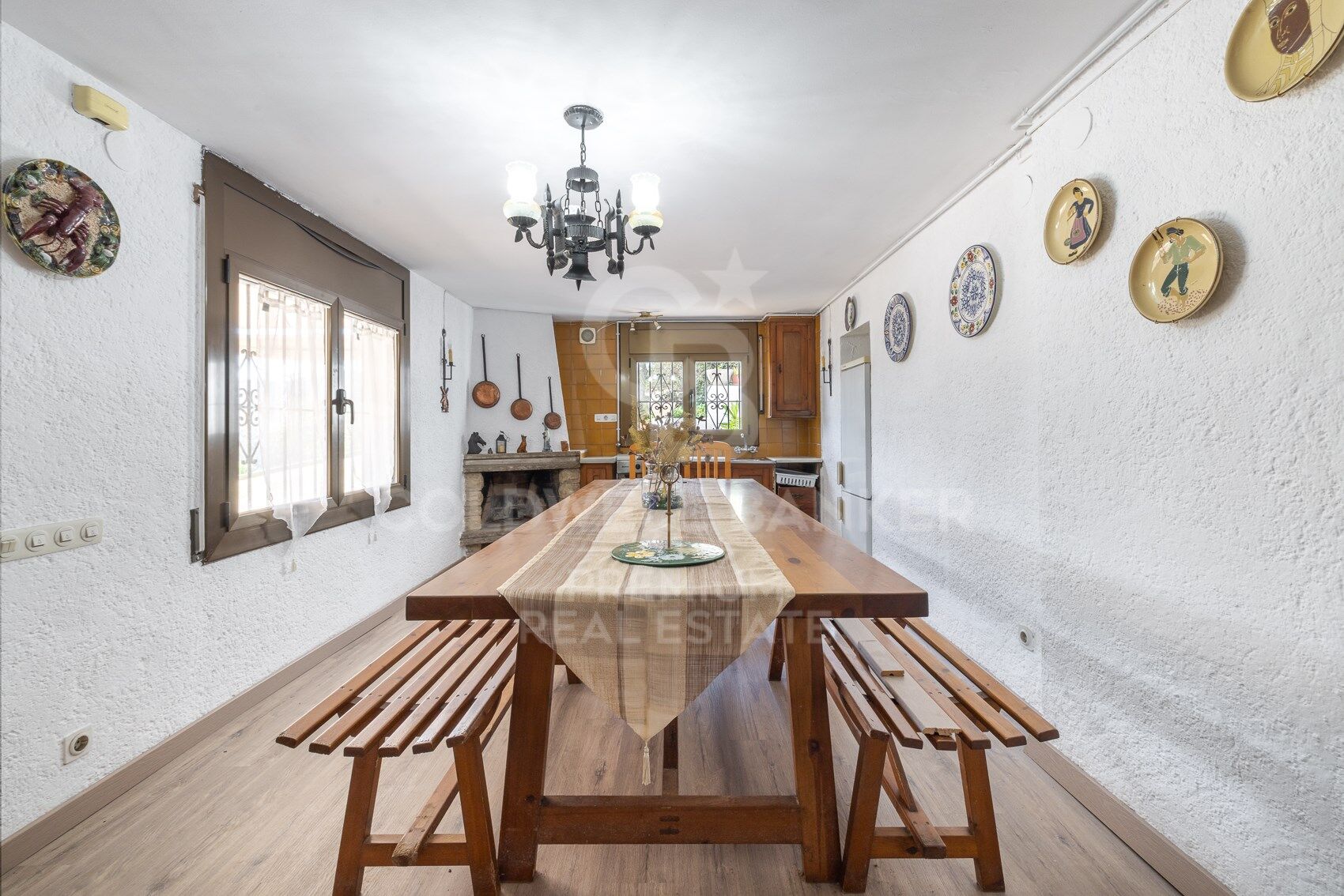 CHARMING HOUSE WITH A SEPARATE APARTMENT IN LA FLORESTA: