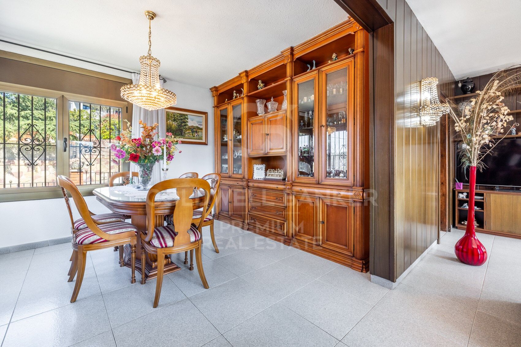 CHARMING HOUSE WITH A SEPARATE APARTMENT IN LA FLORESTA: