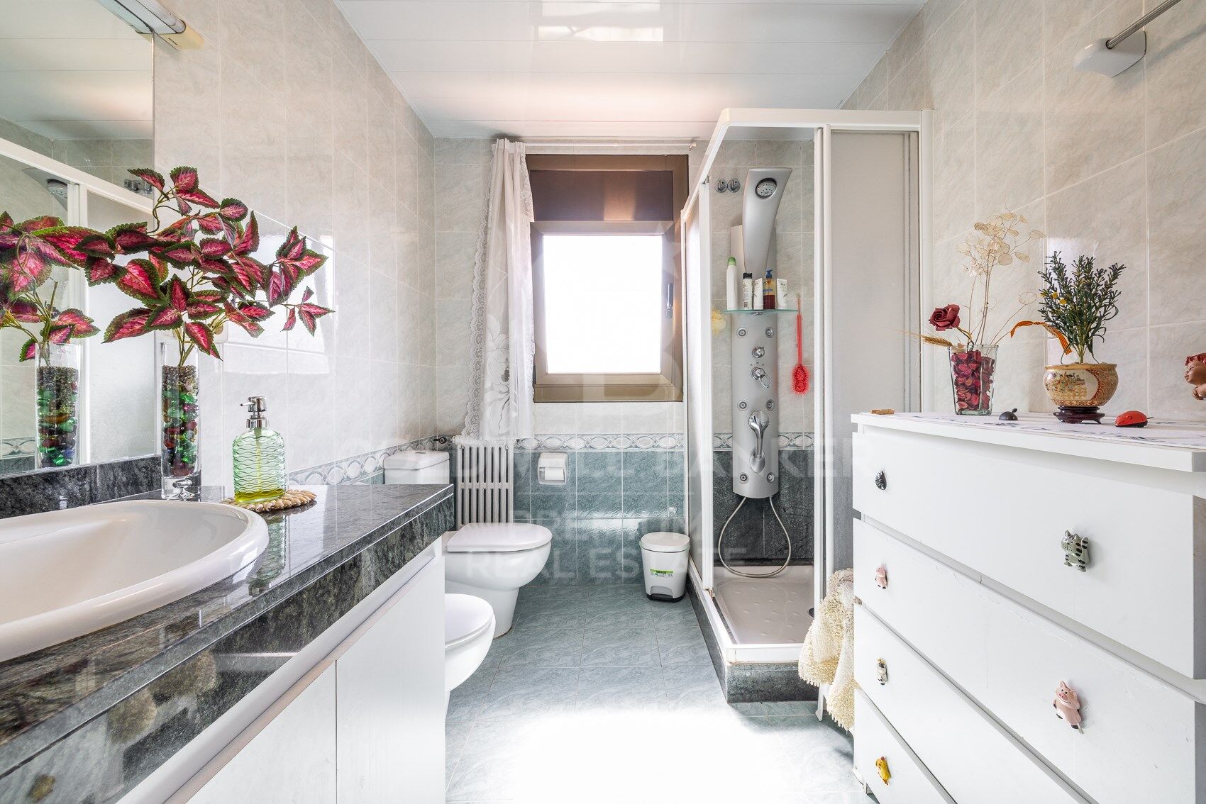 CHARMING HOUSE WITH A SEPARATE APARTMENT IN LA FLORESTA: