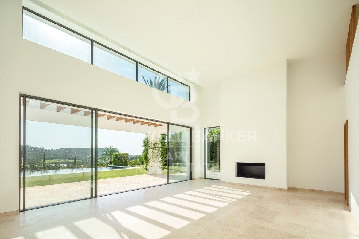 Villa sophistiquée de style ibicenco dans le prestigieux Finca Cortesín, Casares