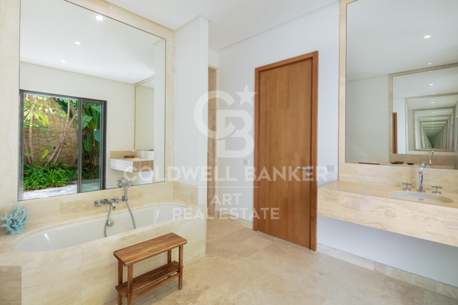Espectacular villa contemporánea en el prestigioso Finca Cortesín Resort, Casares