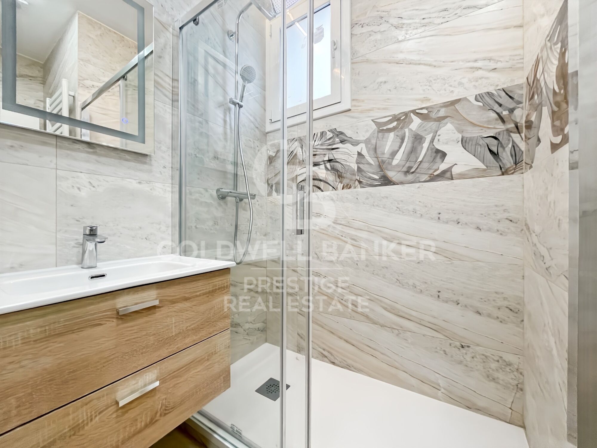 Reformado, para estrenar. A 50 metros de Sagrada Familia