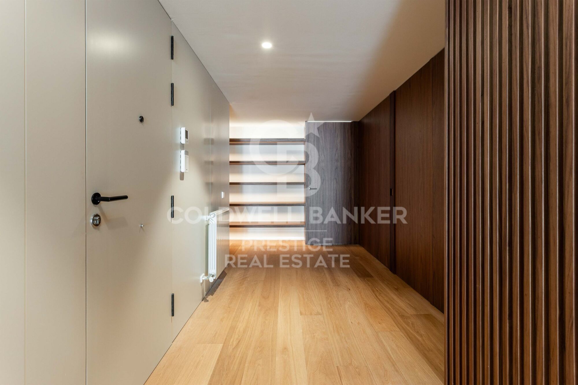 Exclusive penthouse with two terraces at living and bedroom level. Two parking spaces. 'La Dreta de l'Eixample', Barcelona