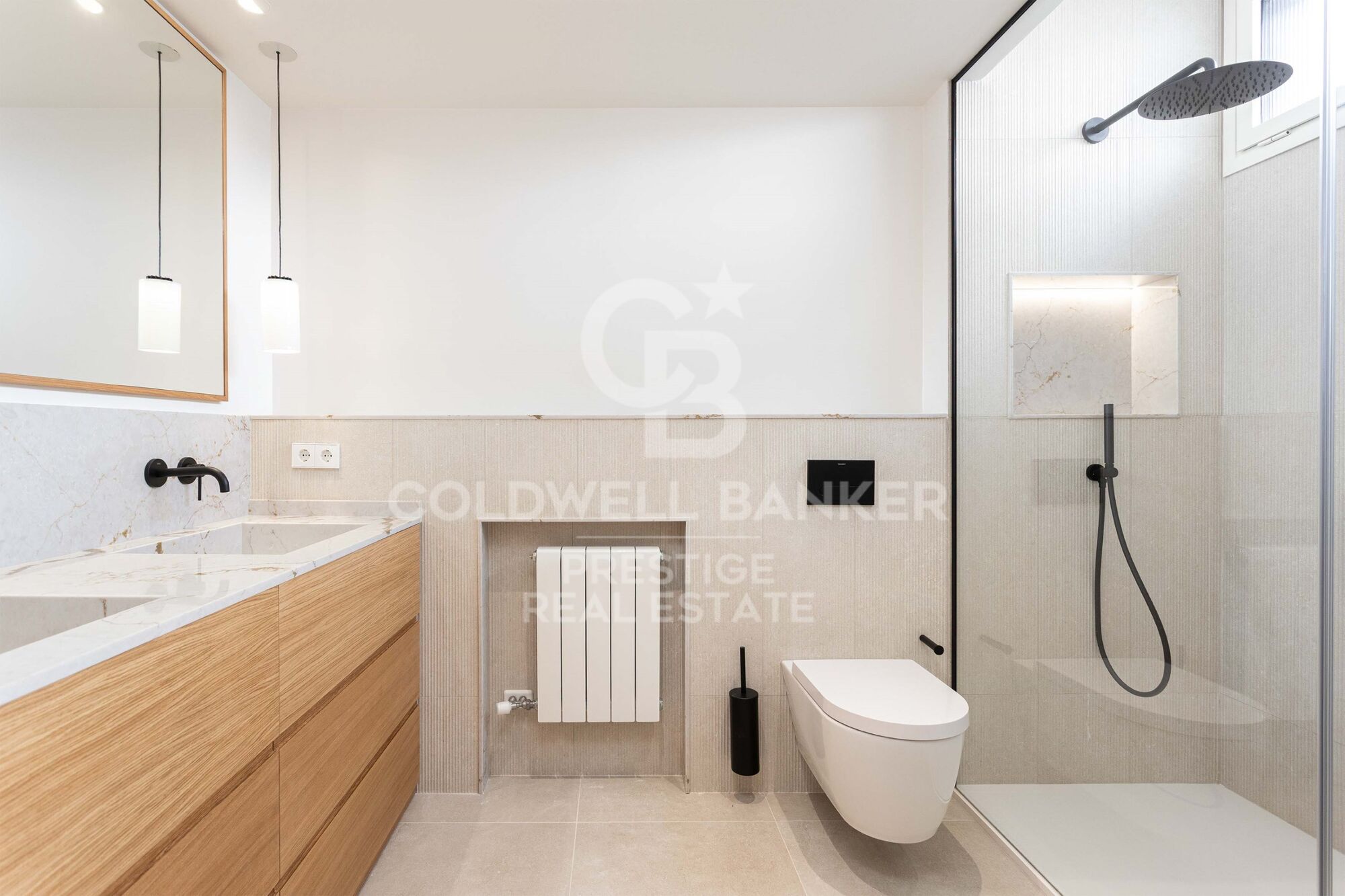 Exclusive penthouse with two terraces at living and bedroom level. Two parking spaces. 'La Dreta de l'Eixample', Barcelona