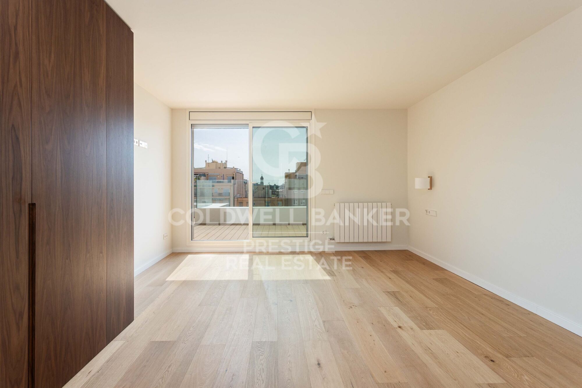 Exclusive penthouse with two terraces at living and bedroom level. Two parking spaces. 'La Dreta de l'Eixample', Barcelona