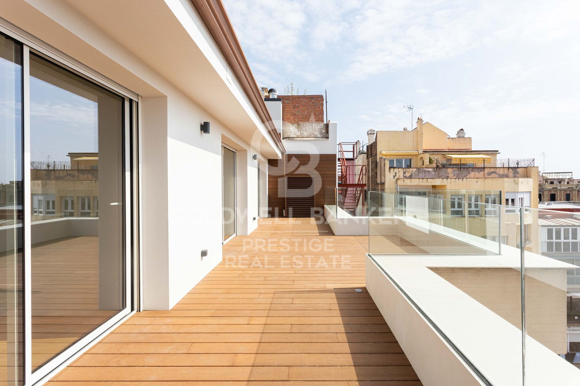 Exclusive penthouse with two terraces at living and bedroom level. Two parking spaces. 'La Dreta de l'Eixample', Barcelona