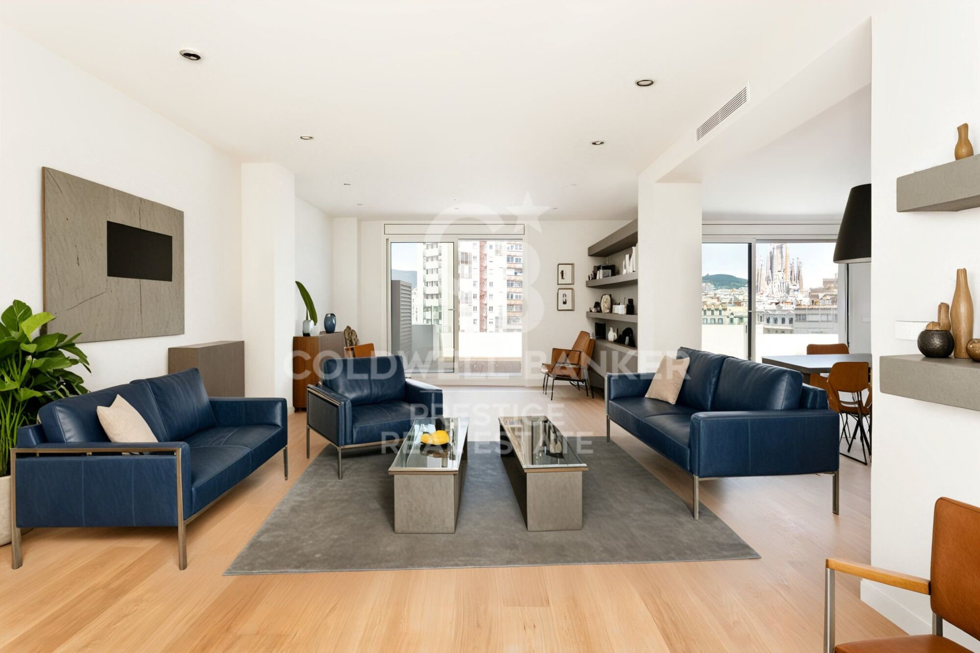 Exclusive penthouse with two terraces at living and bedroom level. Two parking spaces. 'La Dreta de l'Eixample', Barcelona