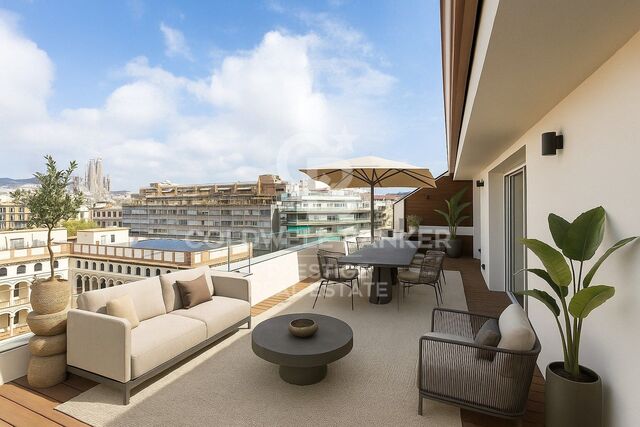 Exclusive penthouse with two terraces at living and bedroom level. Two parking spaces. 'La Dreta de l'Eixample', Barcelona