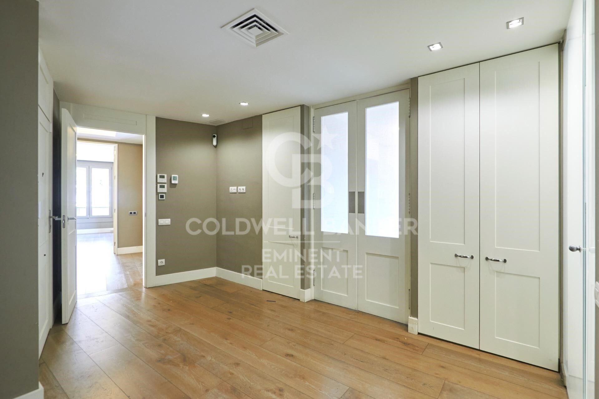 Piso 5 habitaciones Alquiler Barcelona