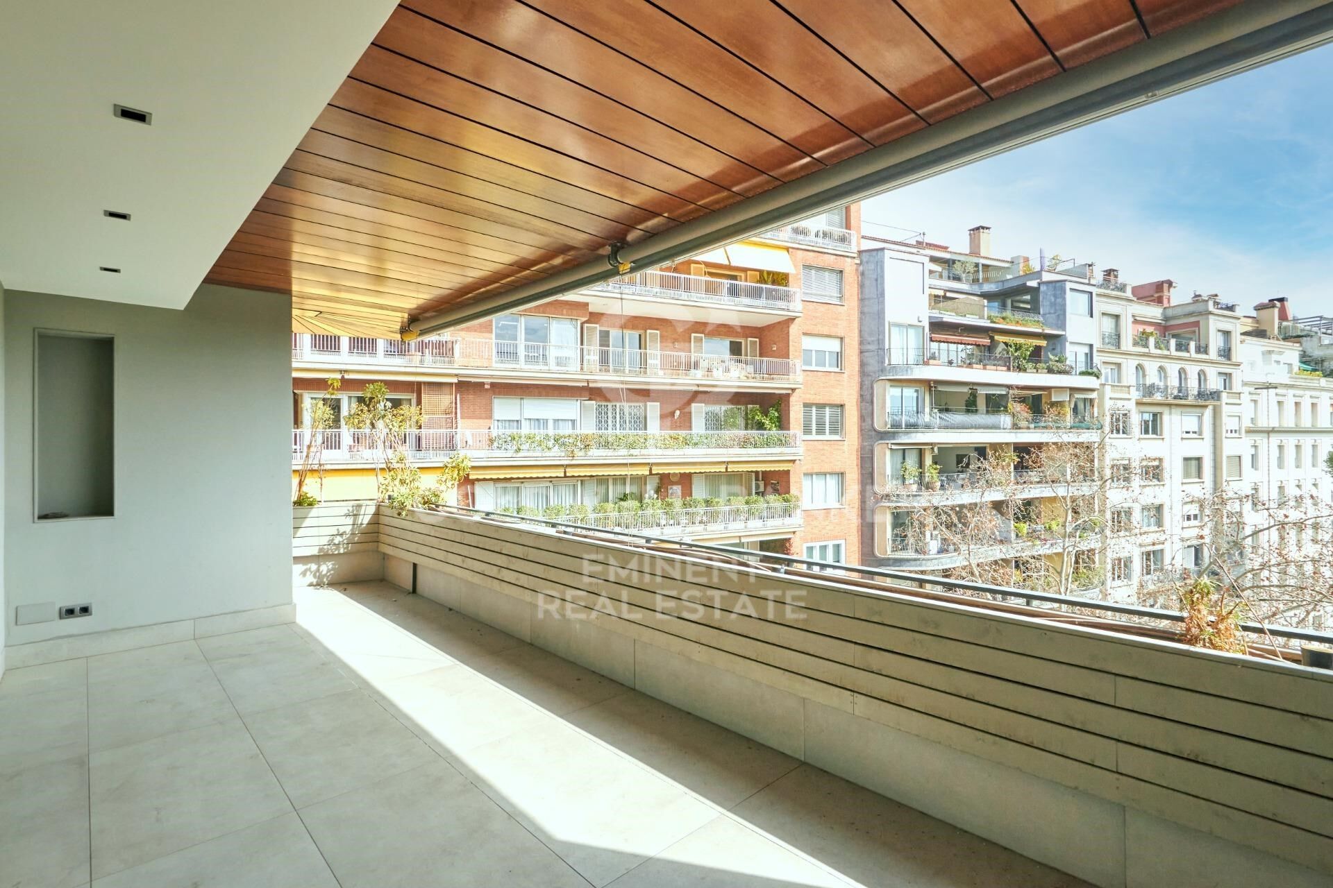 Piso 5 habitaciones Alquiler Barcelona