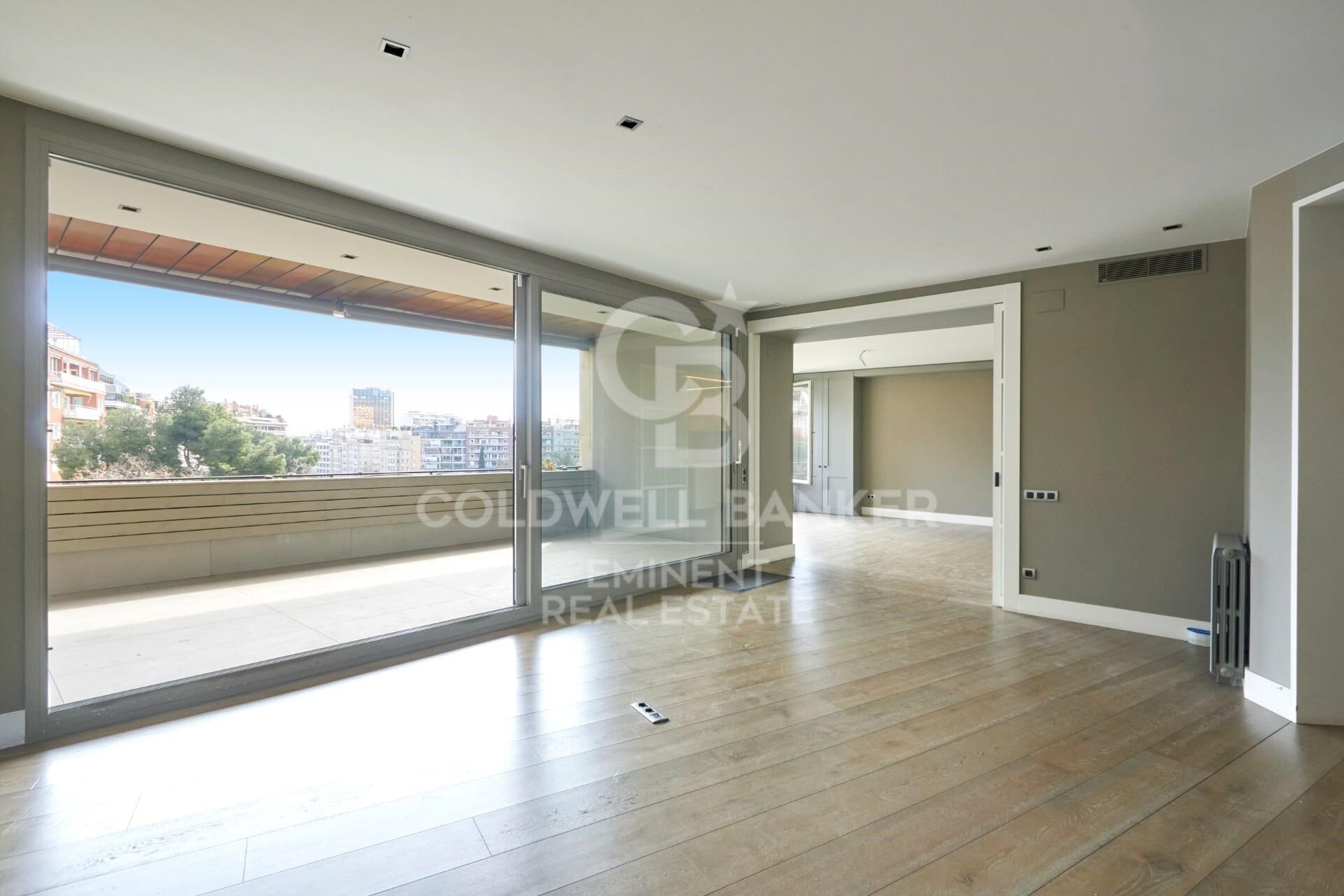 Piso 5 habitaciones Alquiler Barcelona