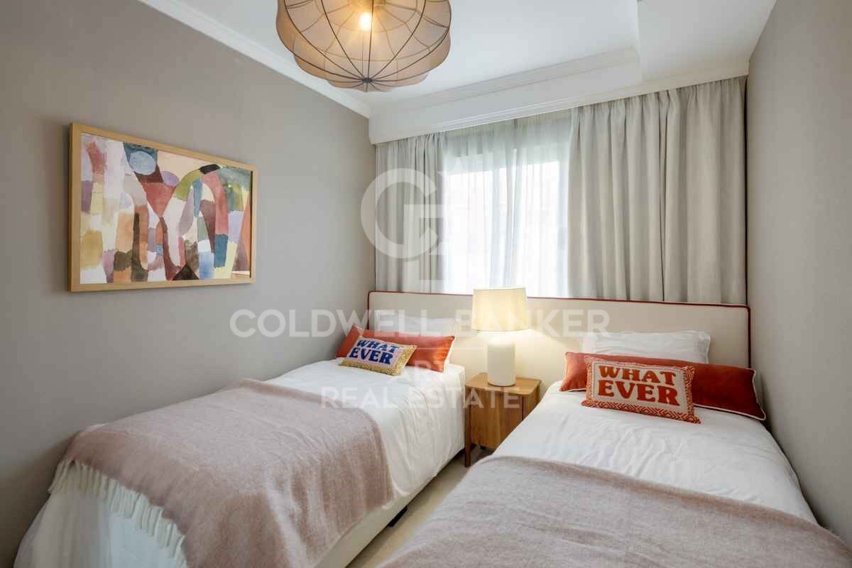 Exceptional Duplex Penthouse with Panoramic Sea and Mountain Views on Marbella's Golden Mile