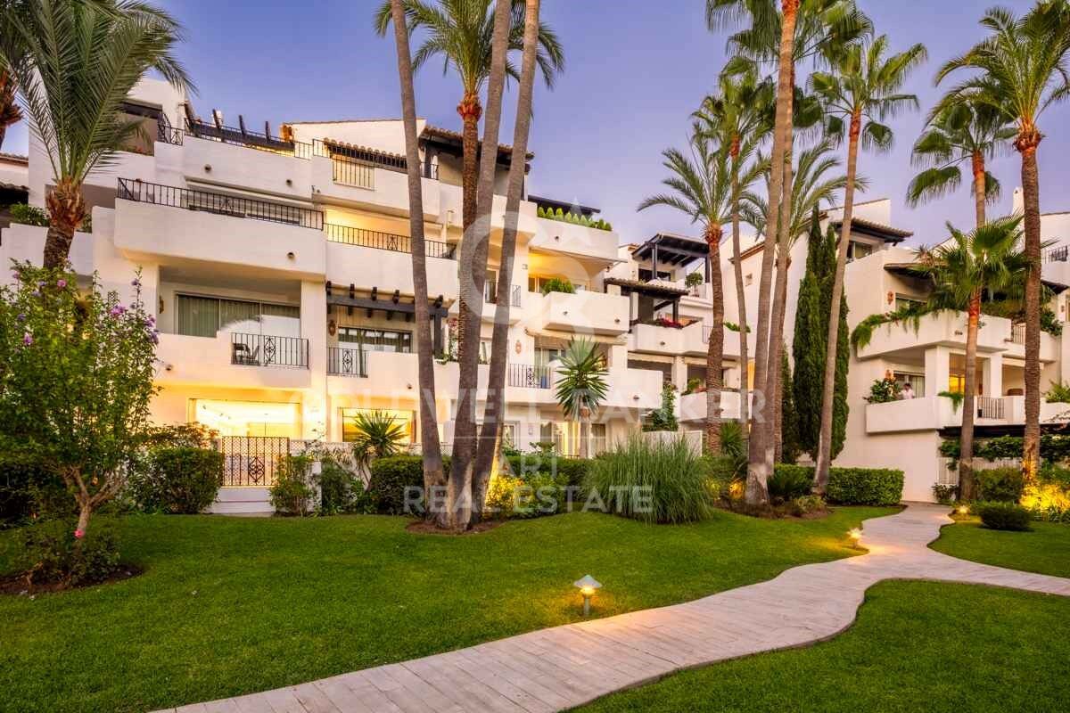 Magnifique Appartement avec Emplacement Privilégié au Resort Puente Romano, Milla d'Or de Marbella