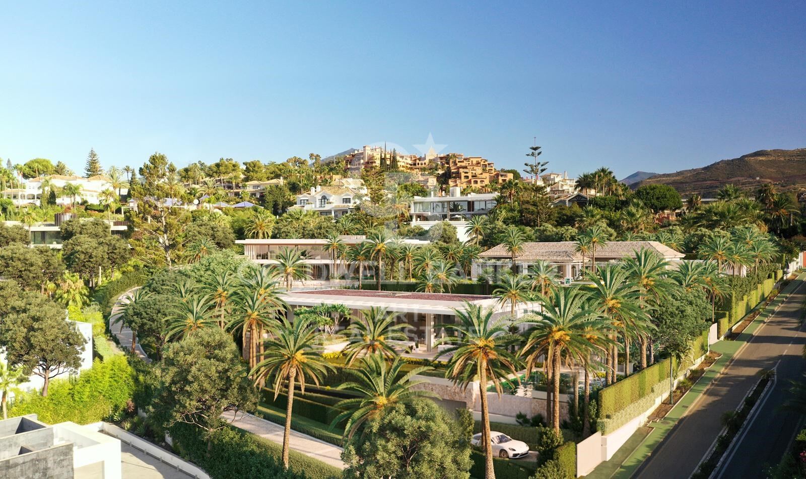 Exceptional plot with project in the heart of La Cerquilla, Nueva Andalucía