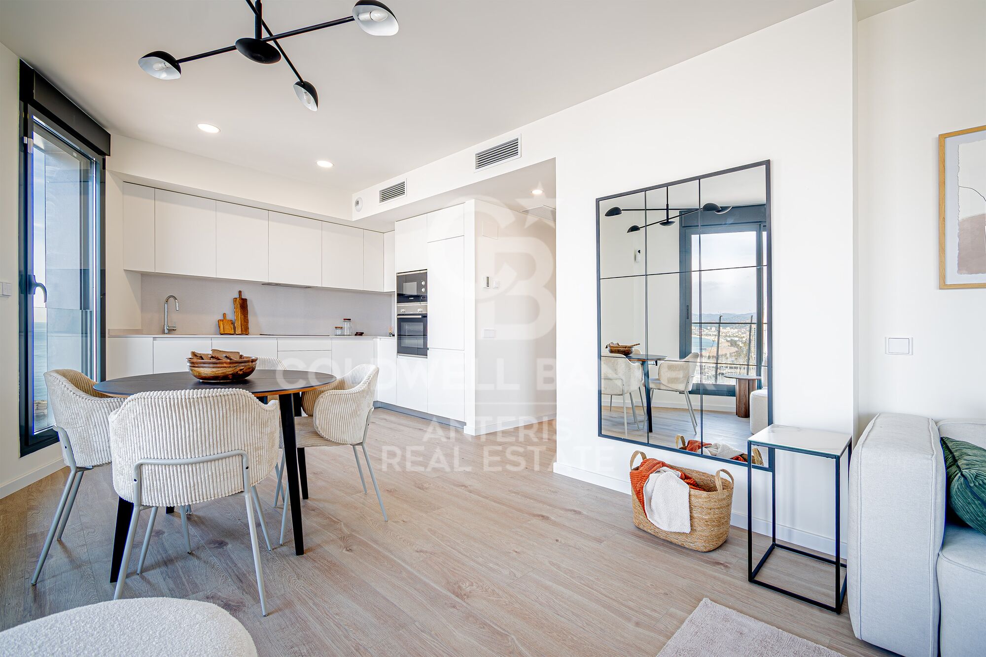 New development by the beach, just minutes from Barcelona