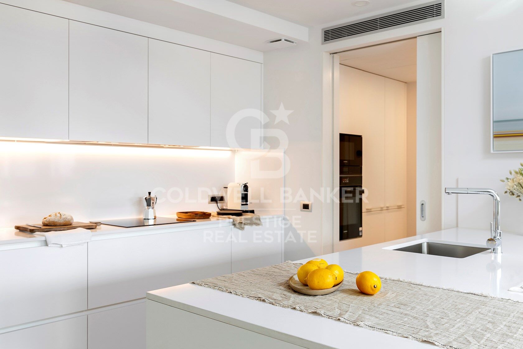 Last penthouse available in Casa Maury-Parés