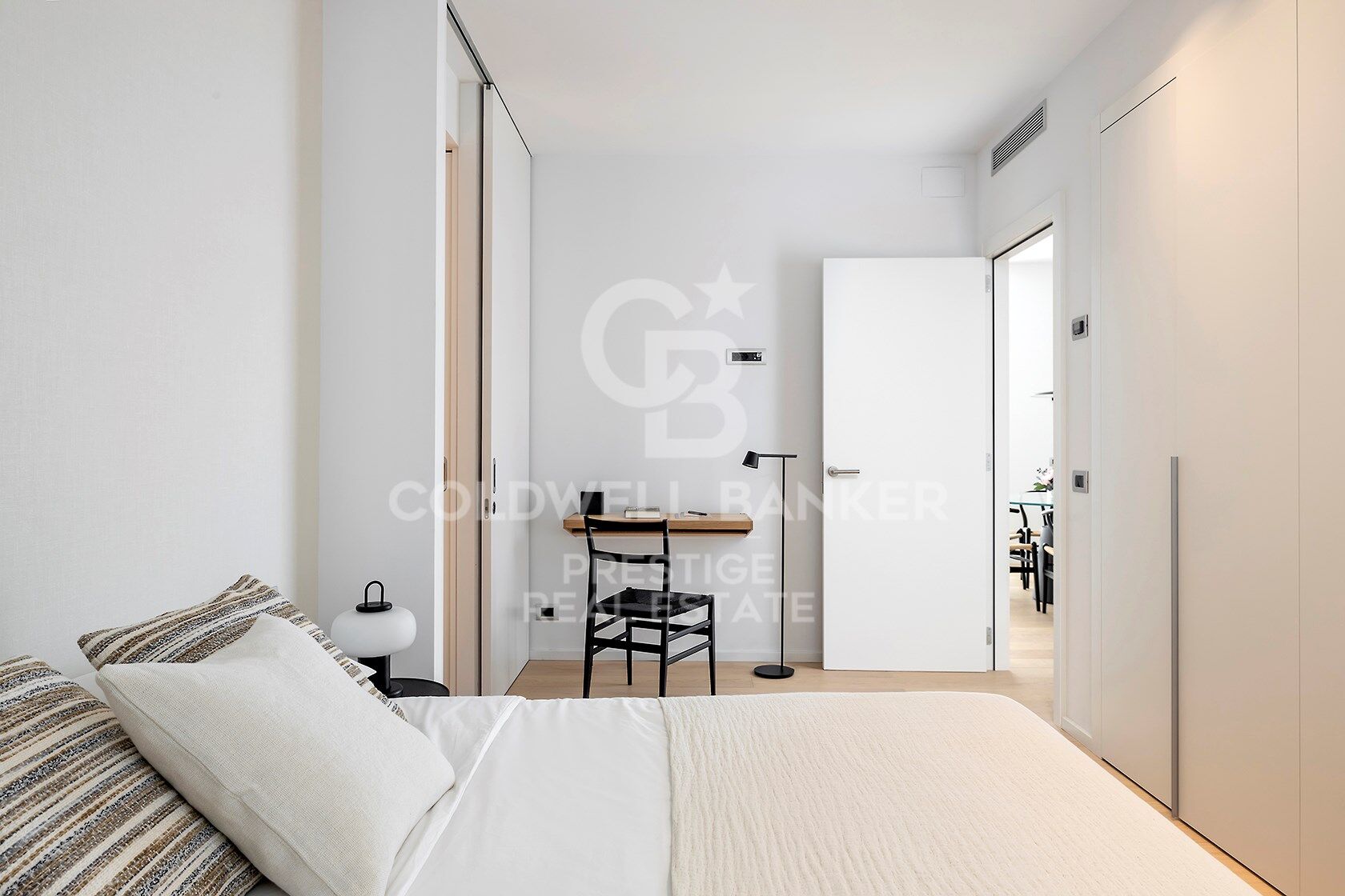 Last penthouse available in Casa Maury-Parés