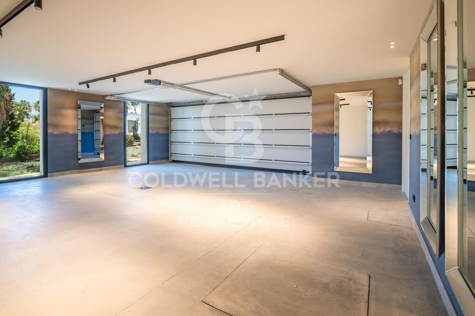 Exquisite new-build villa with breathtaking sea views in El Herrojo, La Quinta