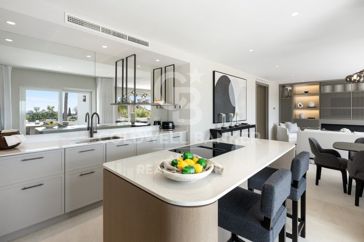 Magnifique appartement duplex dans le paisible Monte Paraíso, Milla d'Or Marbella