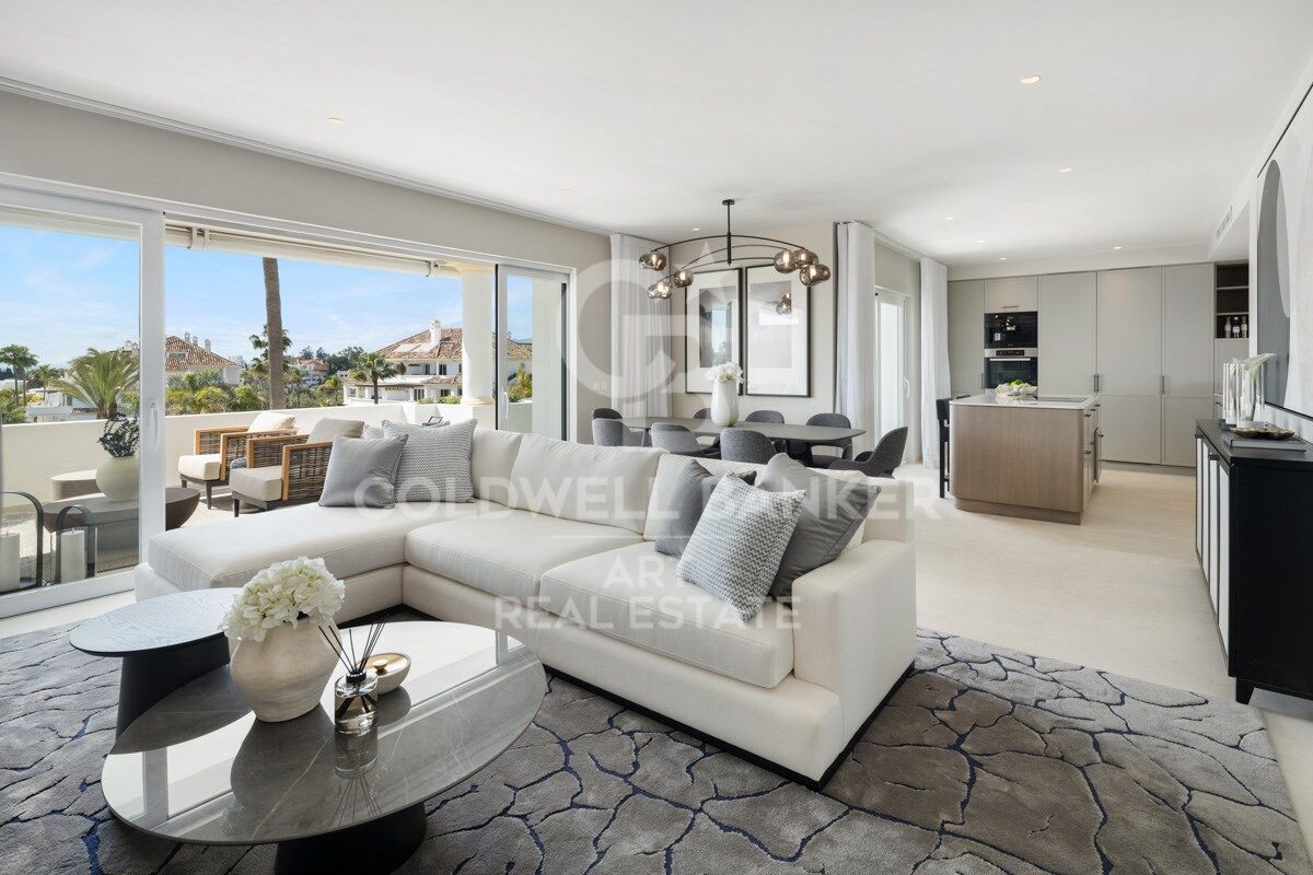 Magnifique appartement duplex dans le paisible Monte Paraíso, Milla d'Or Marbella