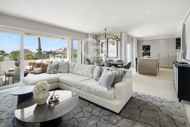 Magnifique appartement duplex dans le paisible Monte Paraíso, Milla d'Or Marbella