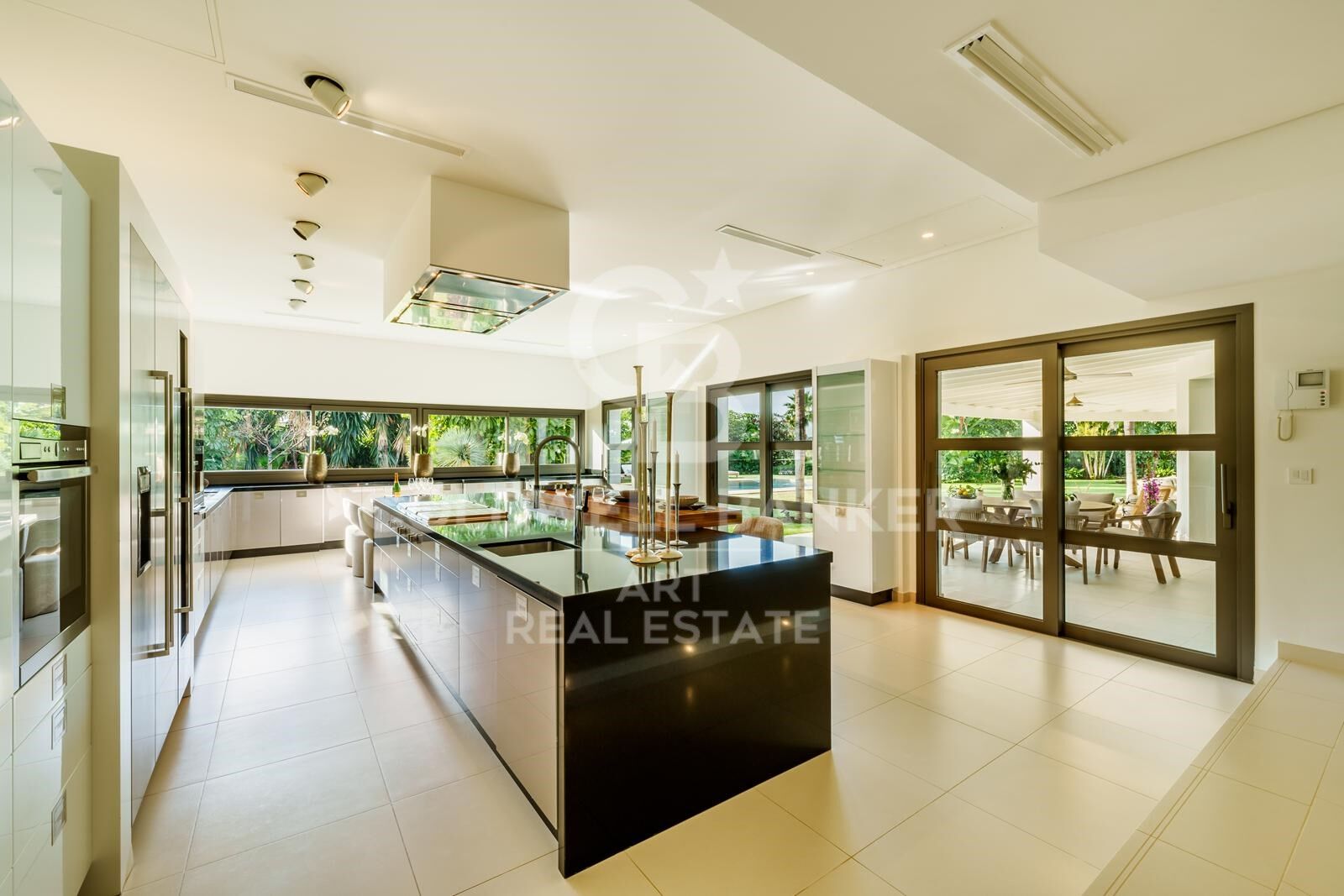 Villa de luxe exclusive à La Cerquilla, Nueva Andalucía