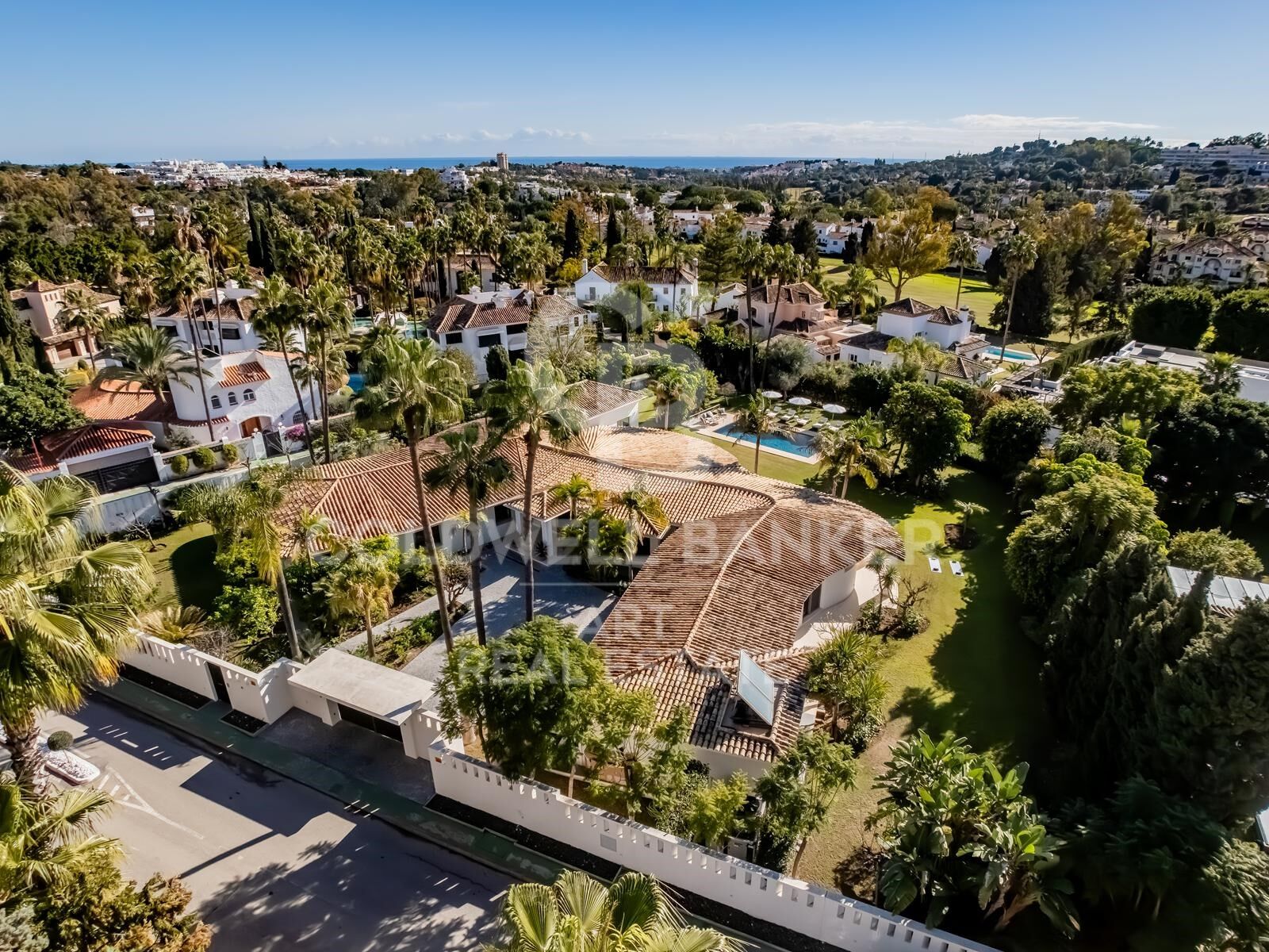 Exklusive Luxusvilla in La Cerquilla, Nueva Andalucía