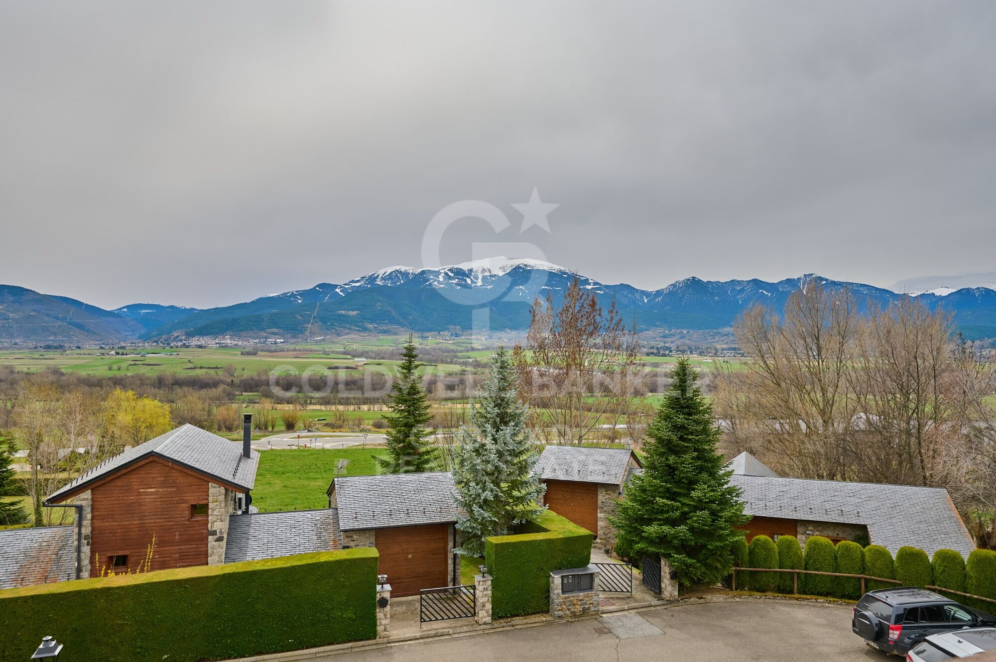 House 4 Bedrooms Sale Isòvol