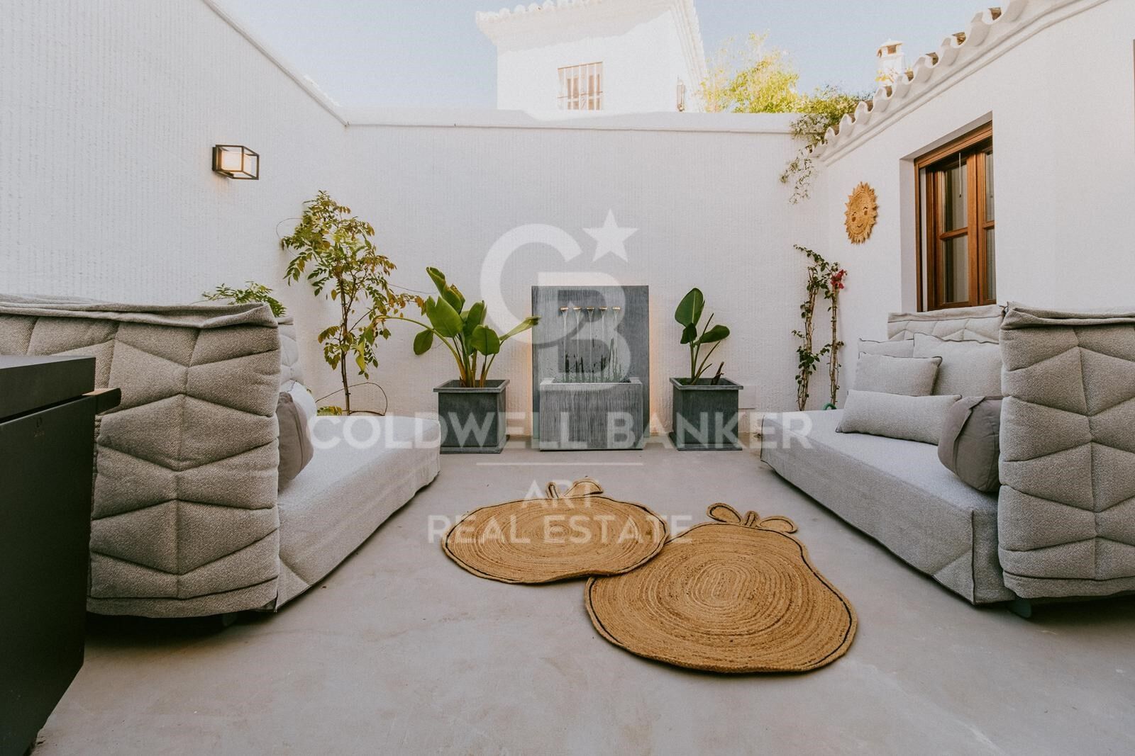 Charming townhouse with modern touches minutes from Puente Romano, Marbella