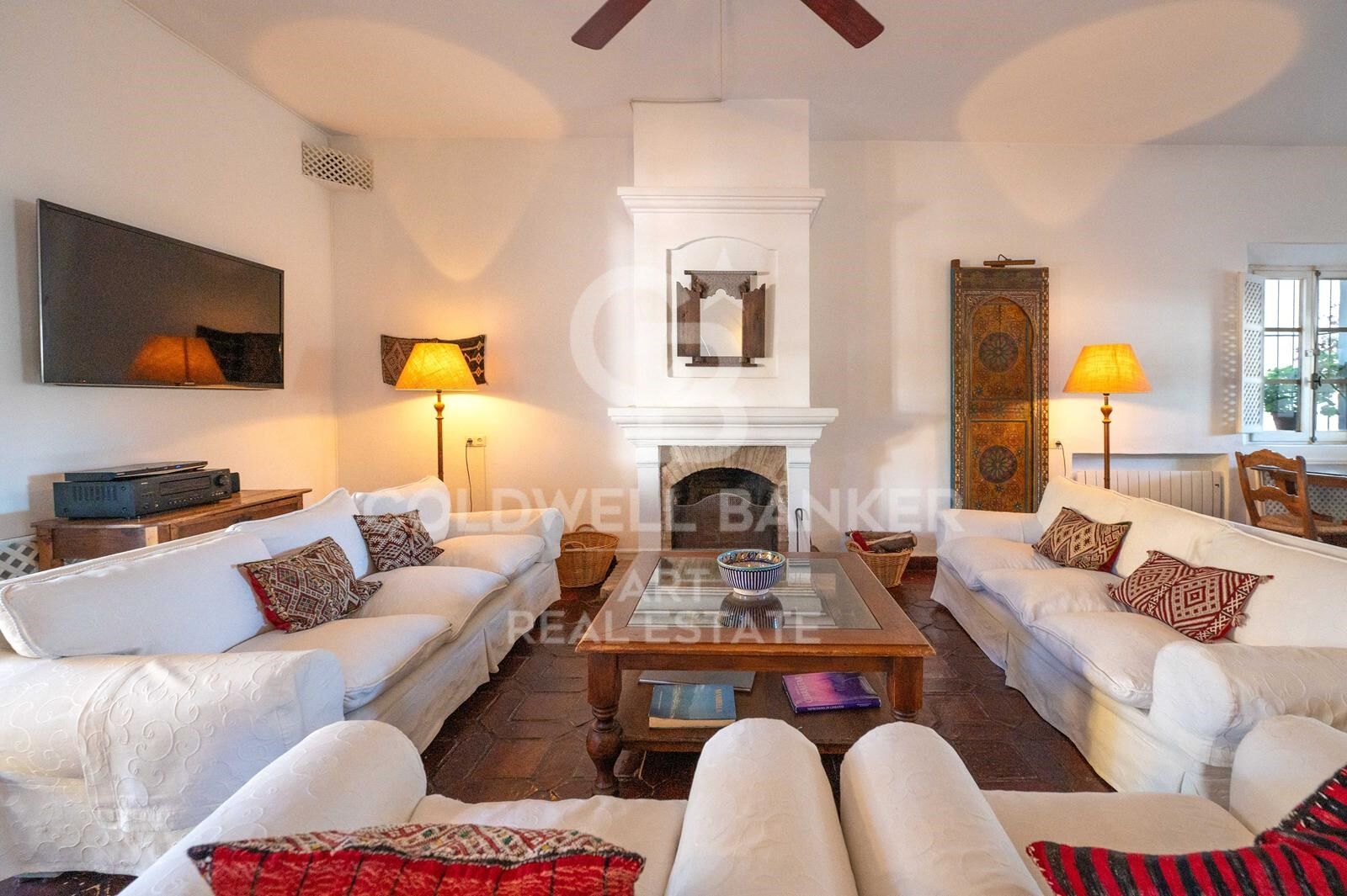 Charming townhouse with modern touches minutes from Puente Romano, Marbella