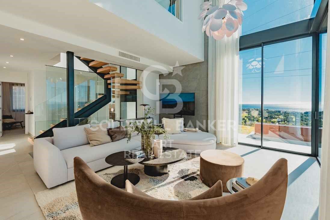 Magnificent new build townhouses with spectacular views in Marbella