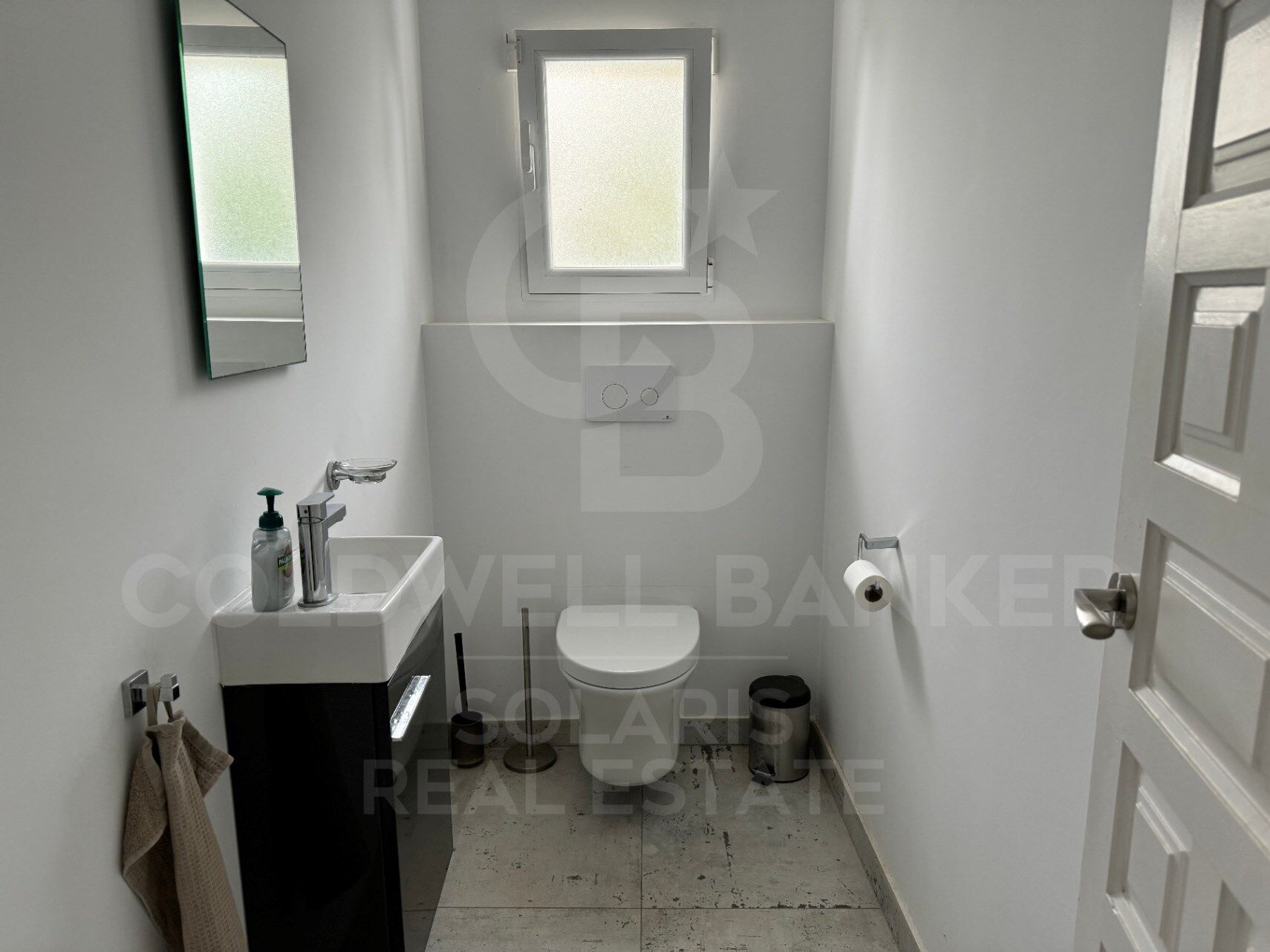 Encantadora villa de 4 dormitorios con vistas al mar en Balcón al Mar, Jávea.