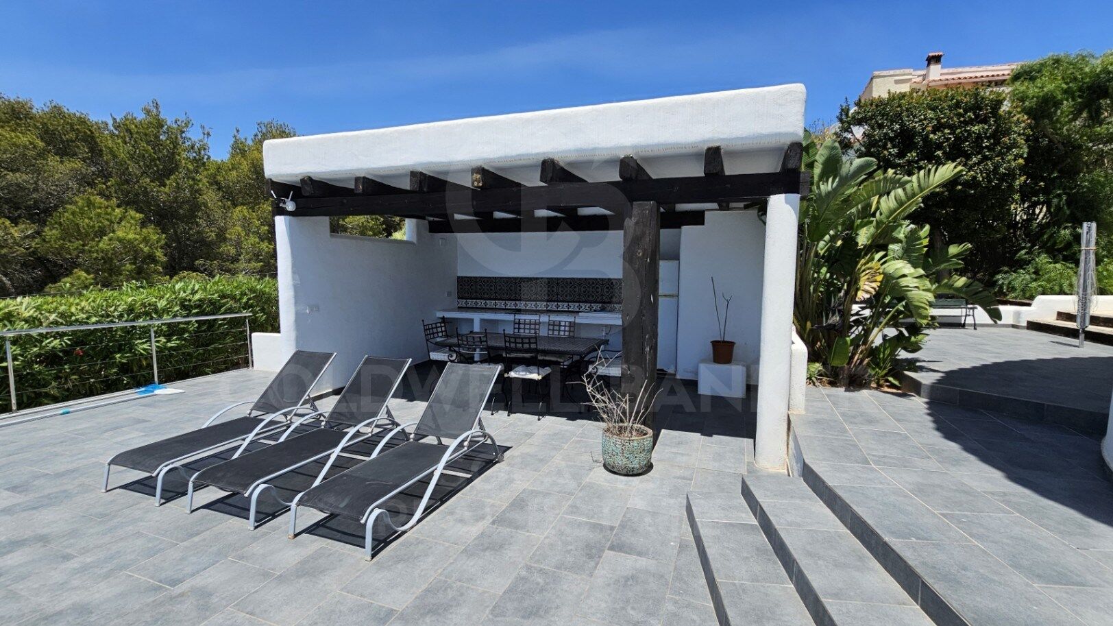 Charming 4 bedroom villa with sea views in Balcón al Mar, Javea.