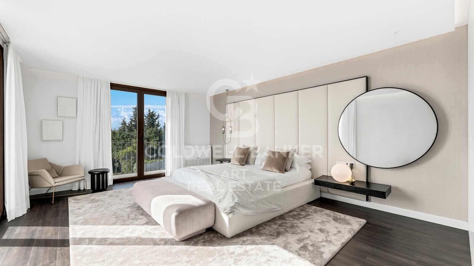 Exclusive Modern Andalusian Villa with Panoramic Sea and Mountain Views - Selwo, Estepona