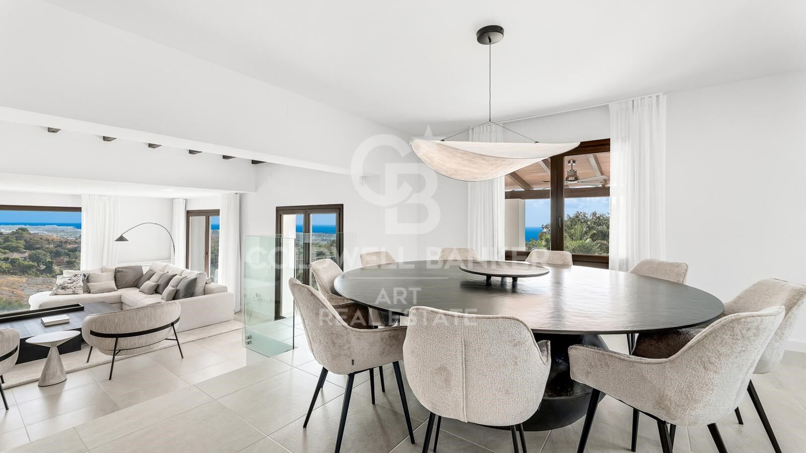 Exclusive Modern Andalusian Villa with Panoramic Sea and Mountain Views - Selwo, Estepona