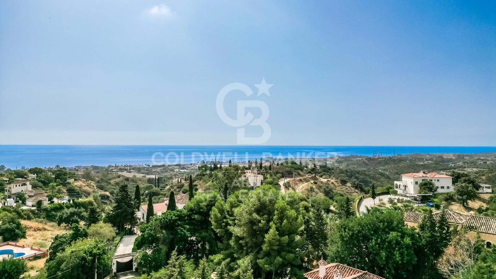 Exclusive Modern Andalusian Villa with Panoramic Sea and Mountain Views - Selwo, Estepona