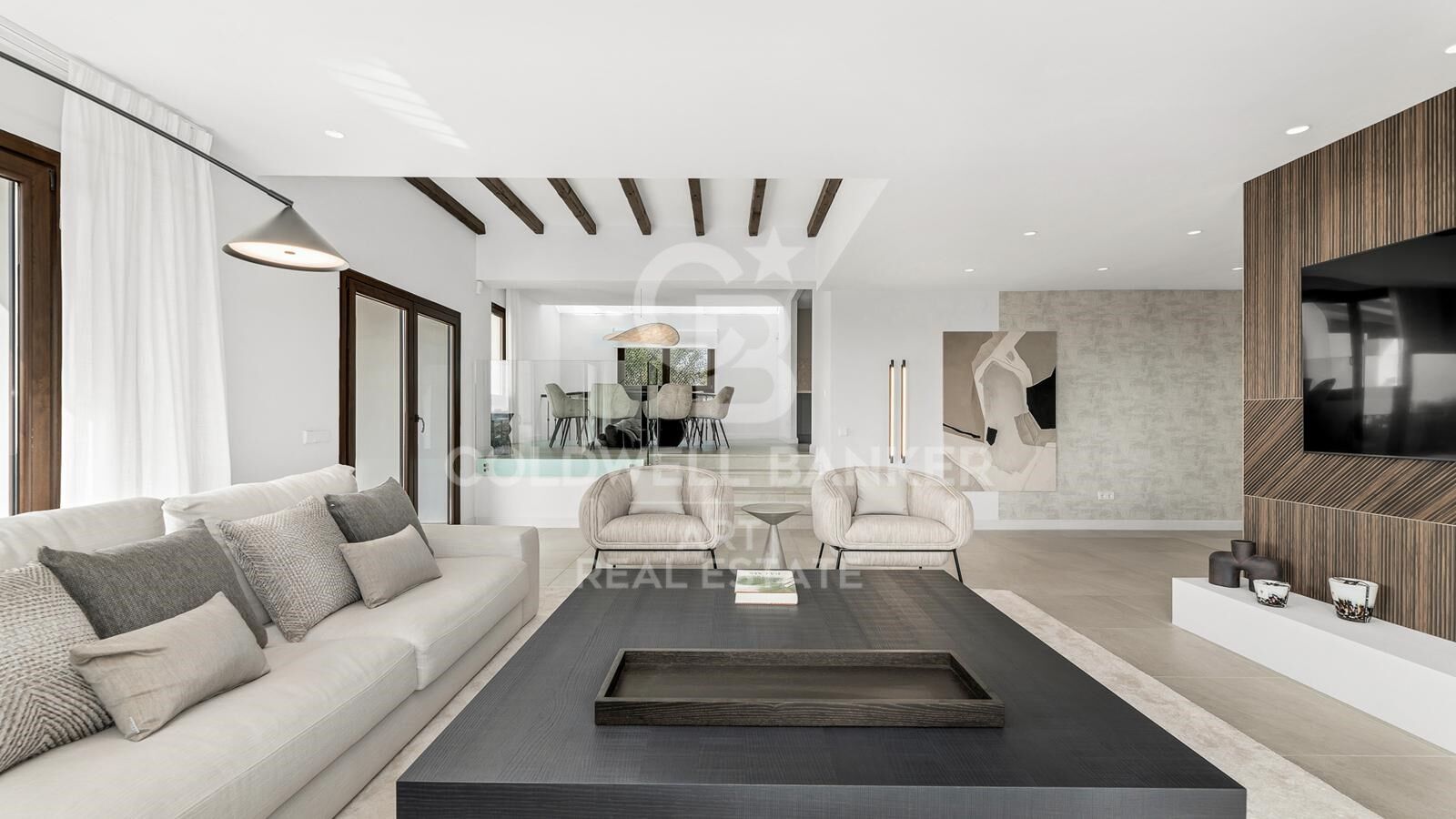 Exclusive Modern Andalusian Villa with Panoramic Sea and Mountain Views - Selwo, Estepona