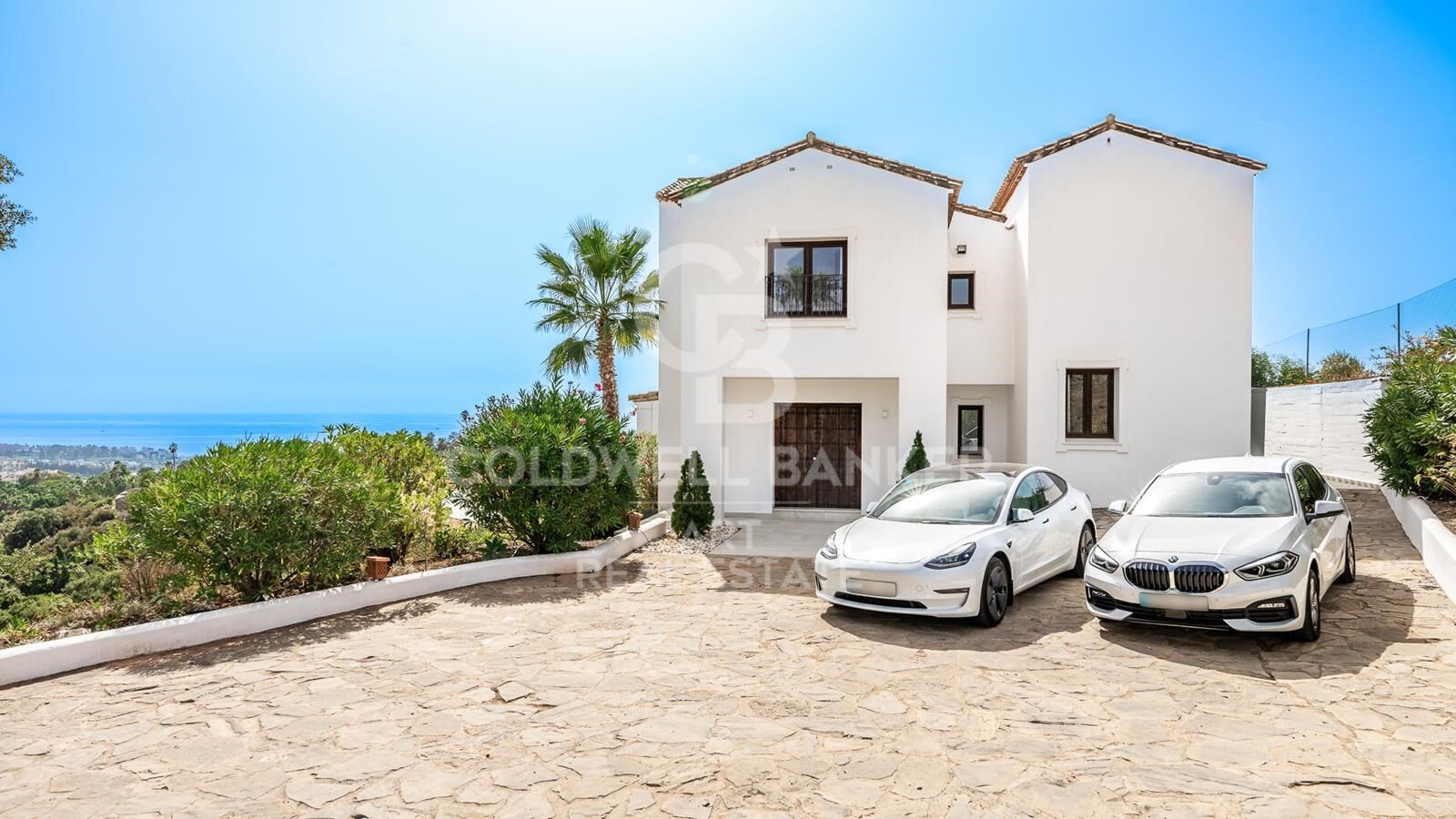 Villa andalouse moderne exclusive avec vues panoramiques sur la mer et la montagne - Selwo, Estepona